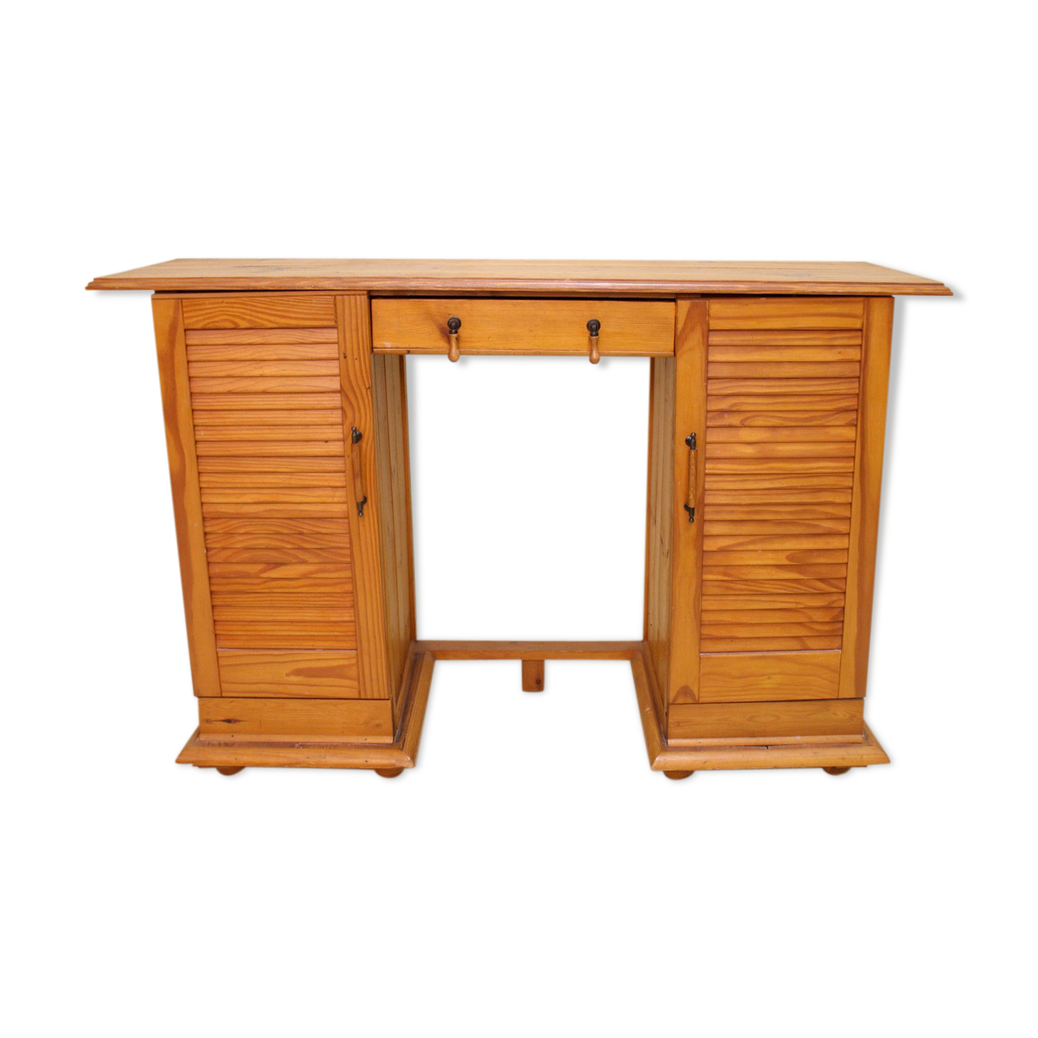Office in antique pine