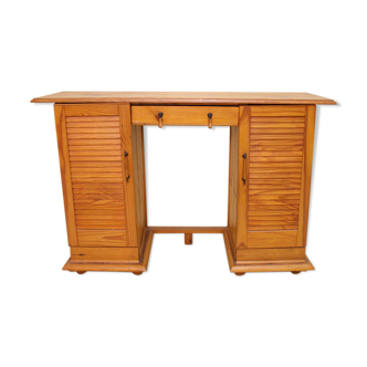 Office in antique pine