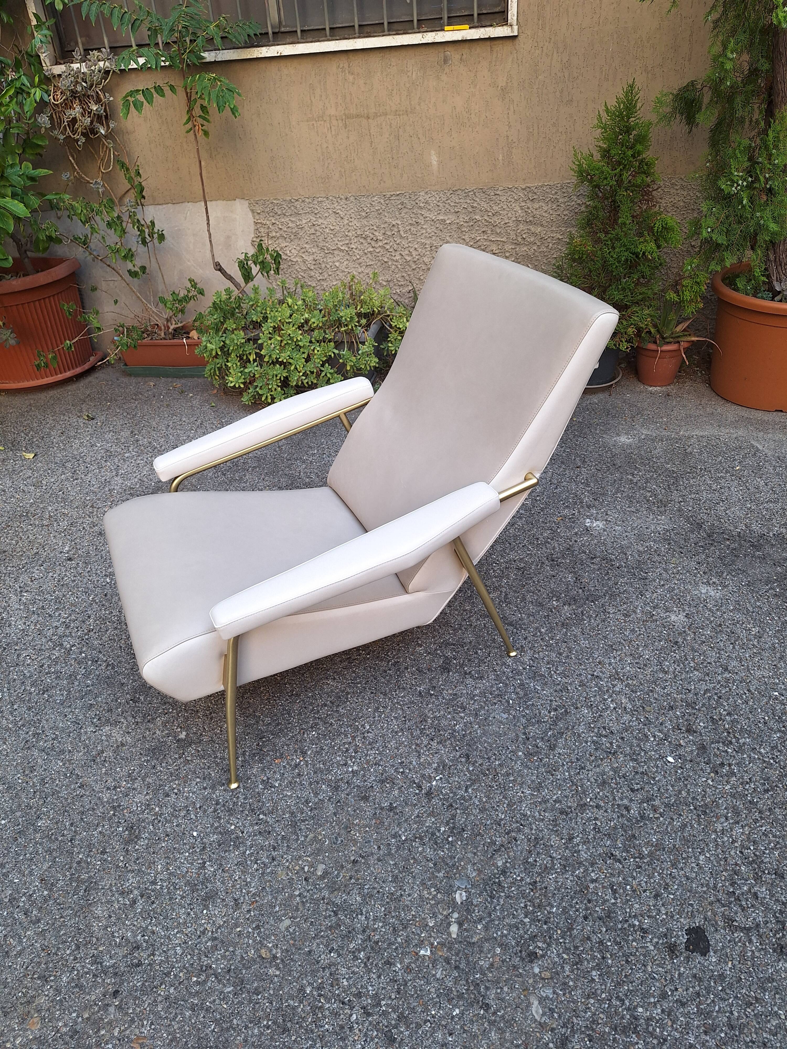 poltrona D.153.1 deza distex en cuir gio ponti pour molteni