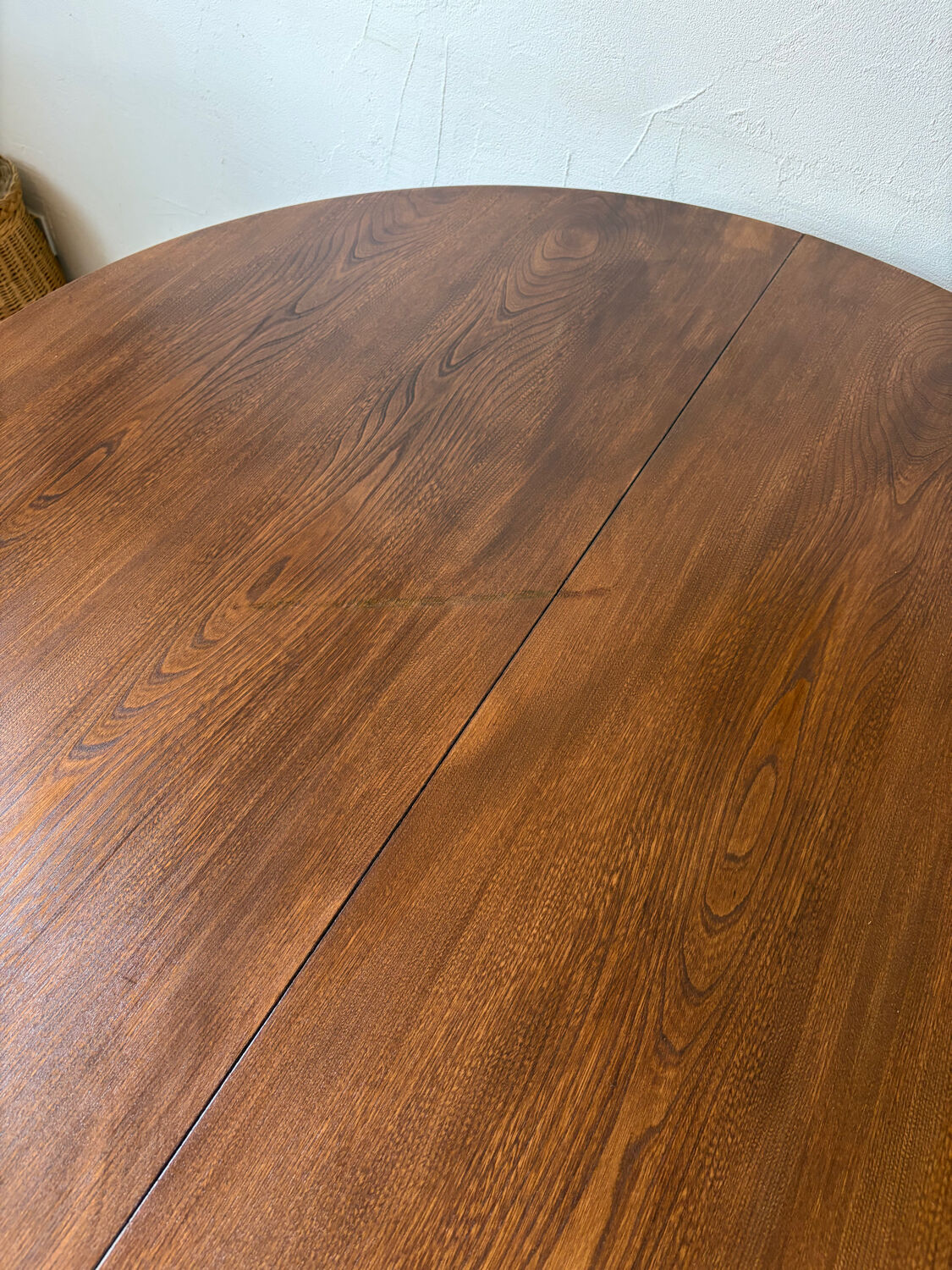 Vintage extendable Baumann round table