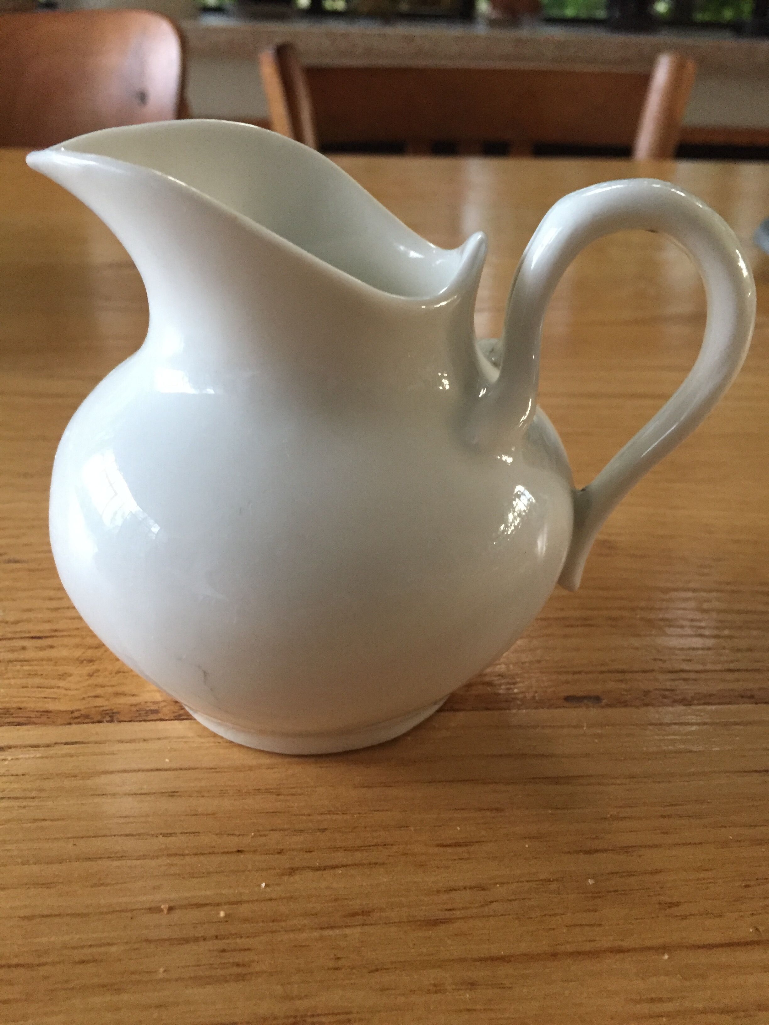 Creamer or milk jug