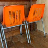 Chaises en plastique