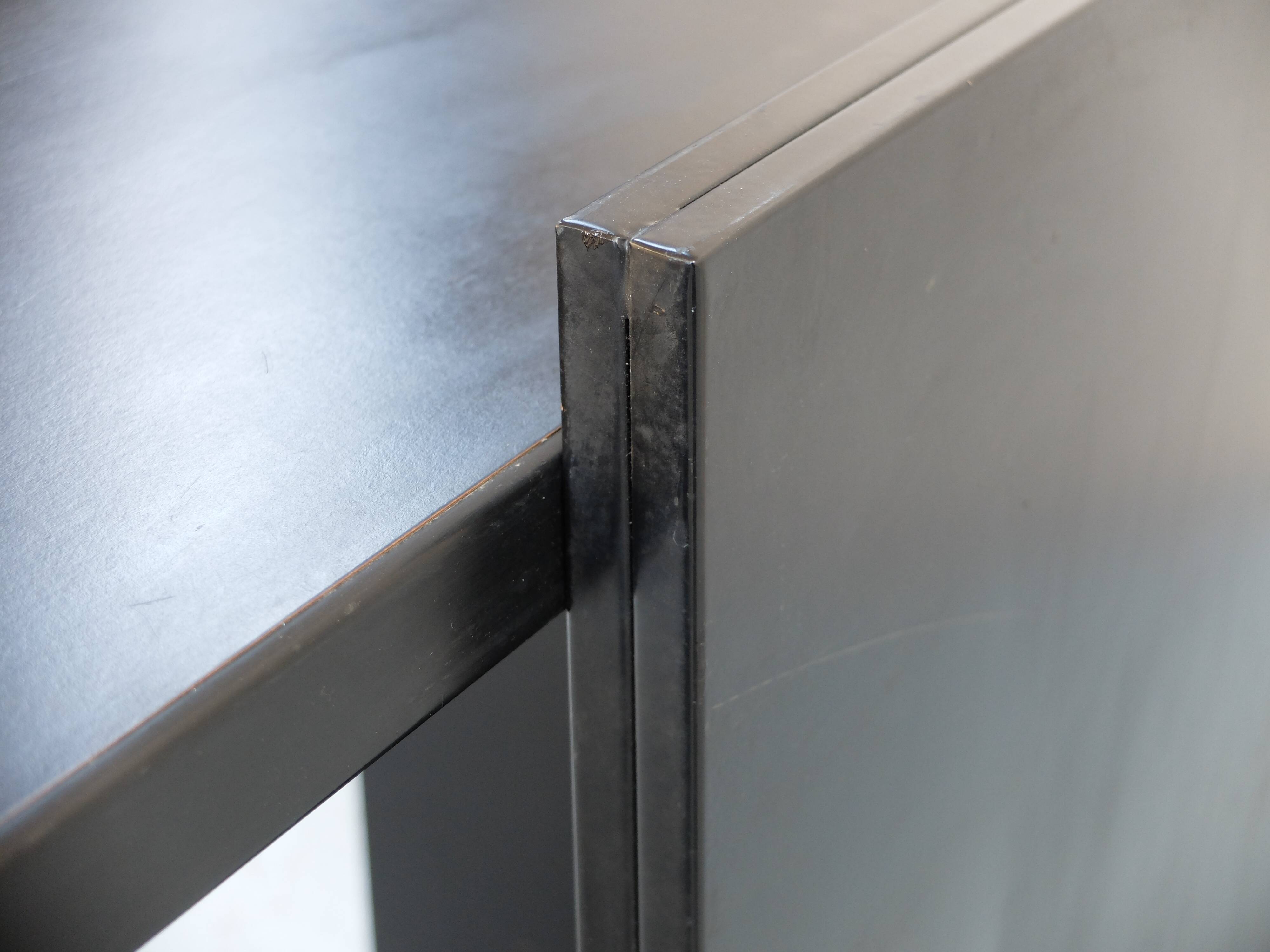 Console, bureau industriel par Osvaldo Borsani et Eugenio Gerli pour Tecno