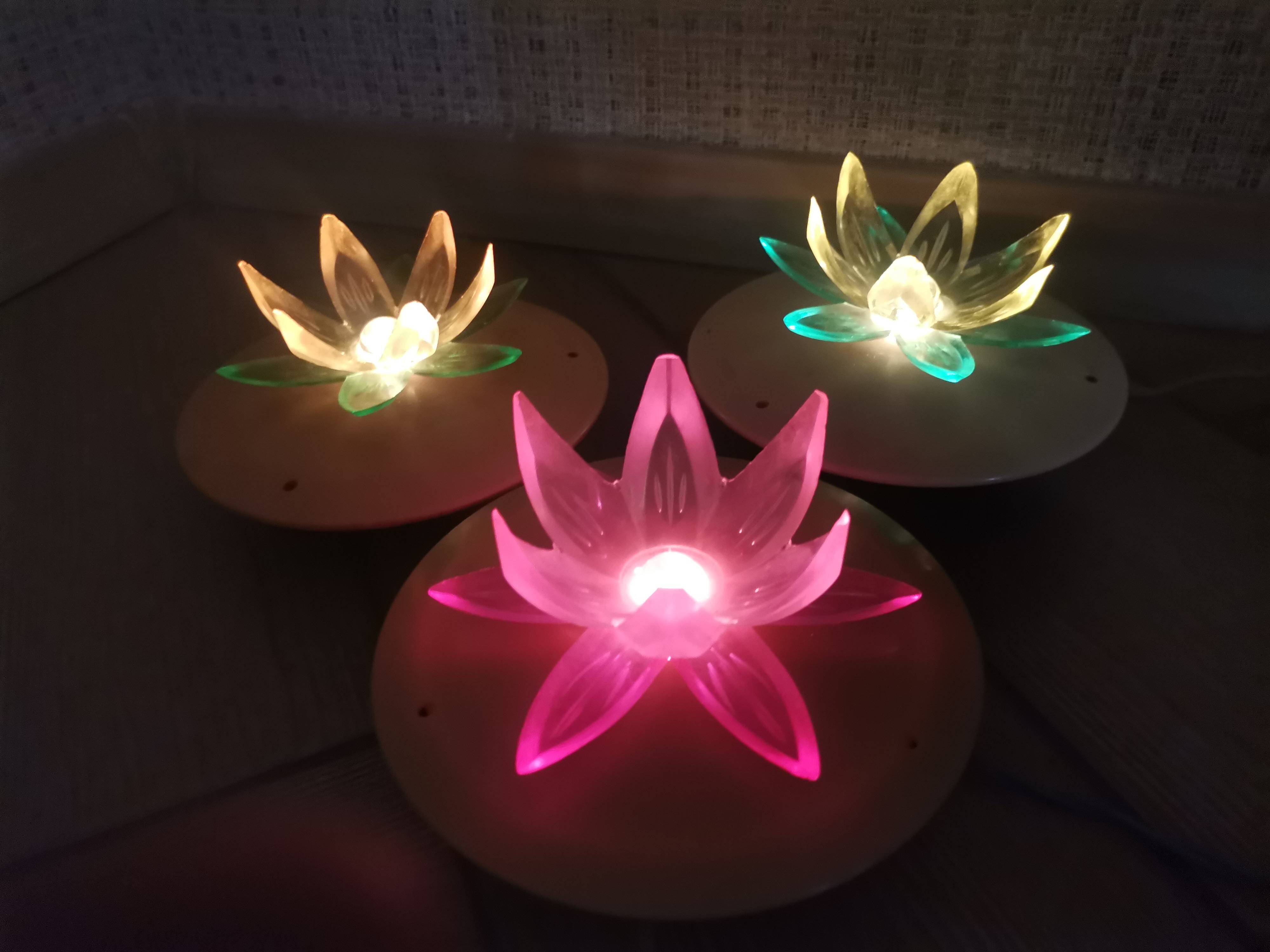 Green Water Lily Lotus Flower Night Light Lamp, Eastern Europe