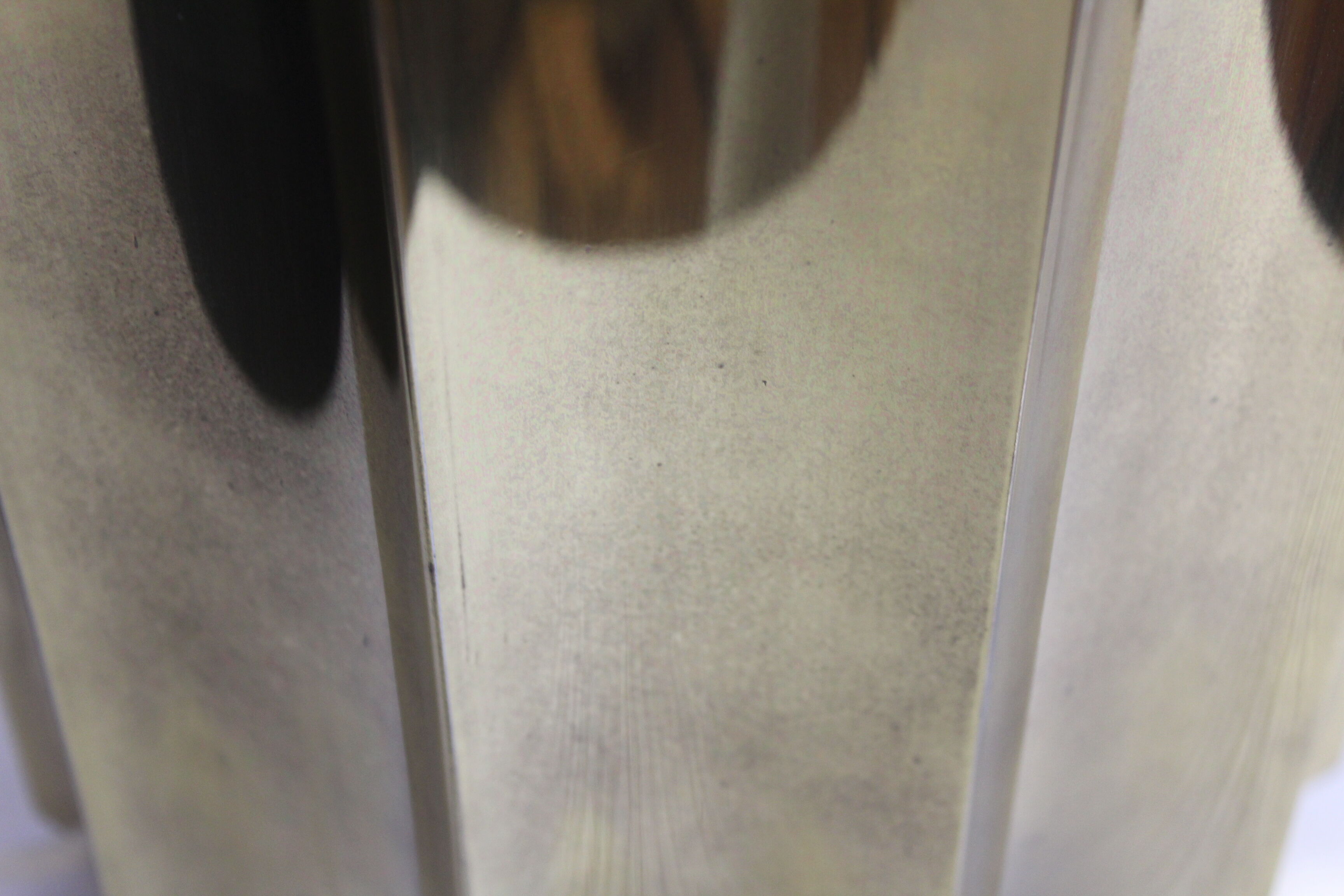 Lampe de table italienne en laiton