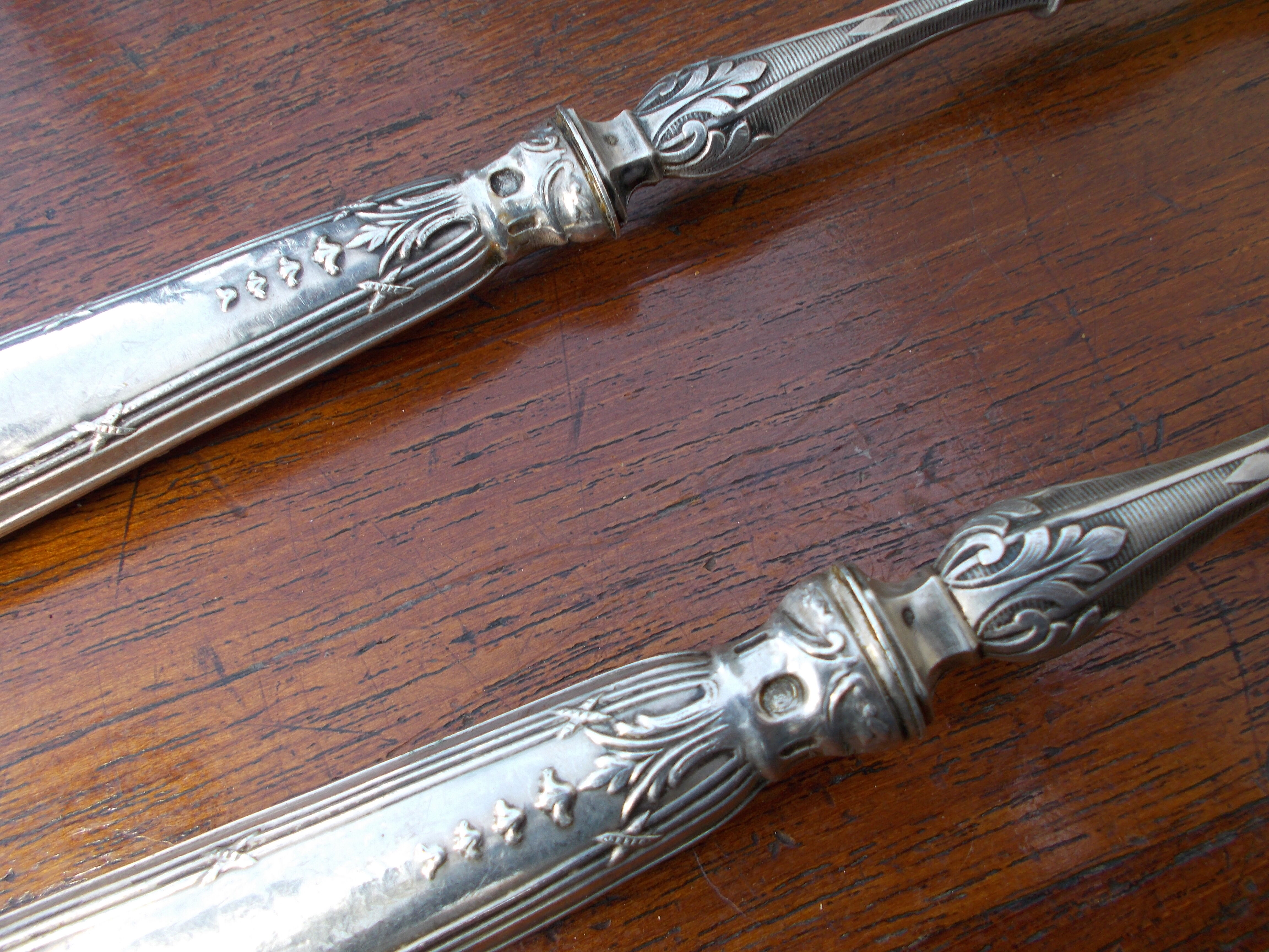 Service salad old handle silver stuffed punches Minerva