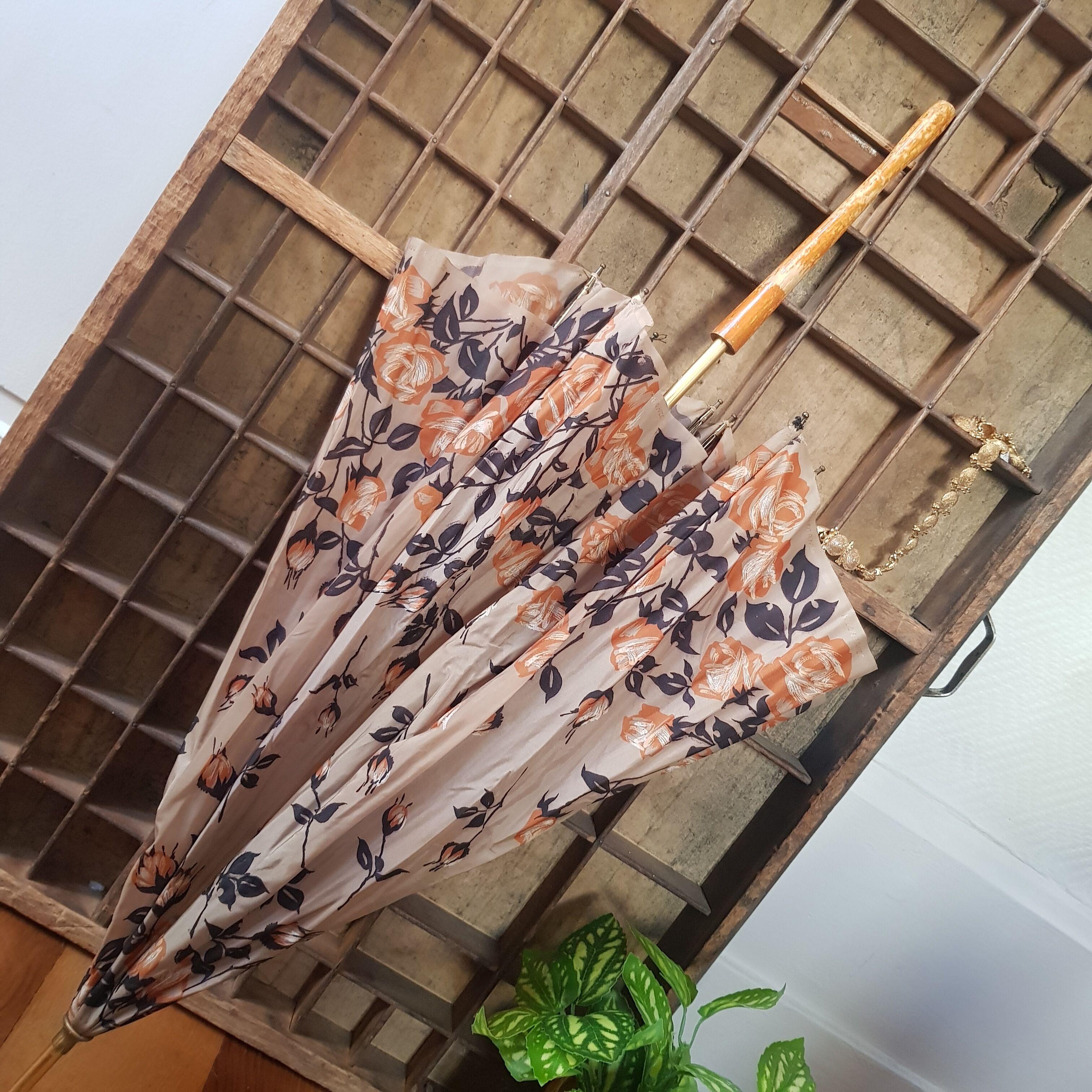 Umbrella 40s