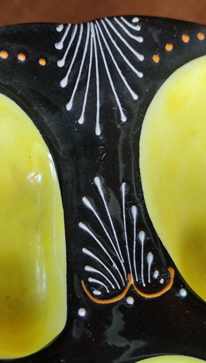 8 HB Quimper oyster plates