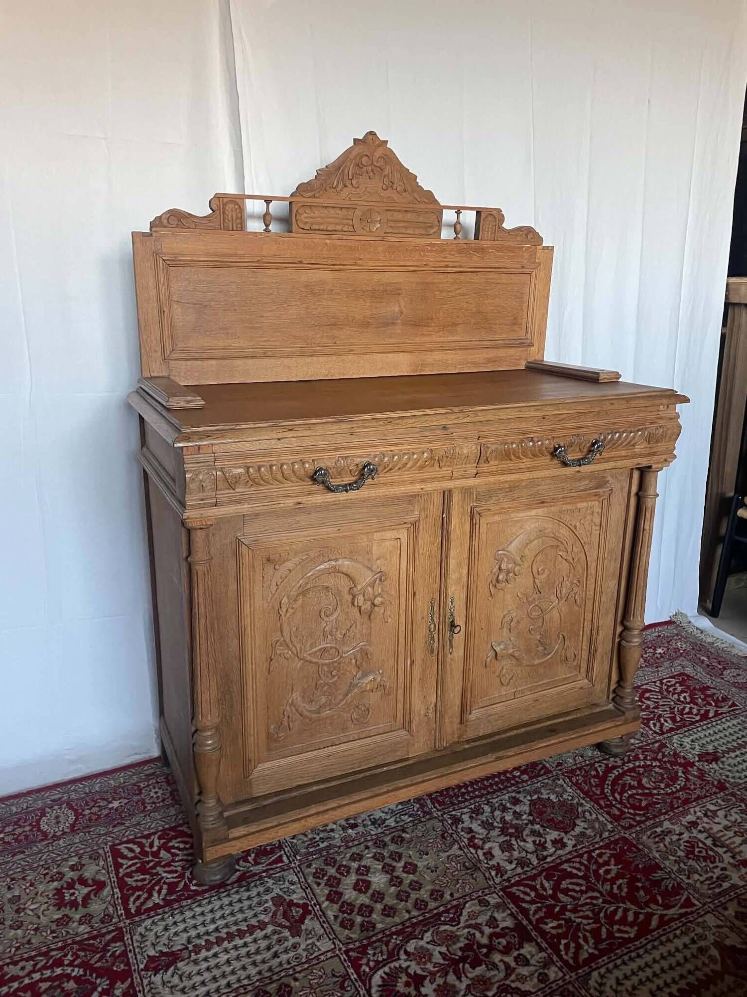 Antique Henri II / Neo-Renaissance buffet in carved solid oak