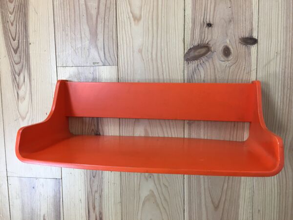 Porte manteau mural space age avec sa tablette 1970 orange