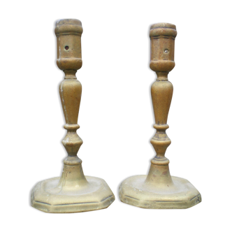 Pair of bronze candlesticks period 17th - high time