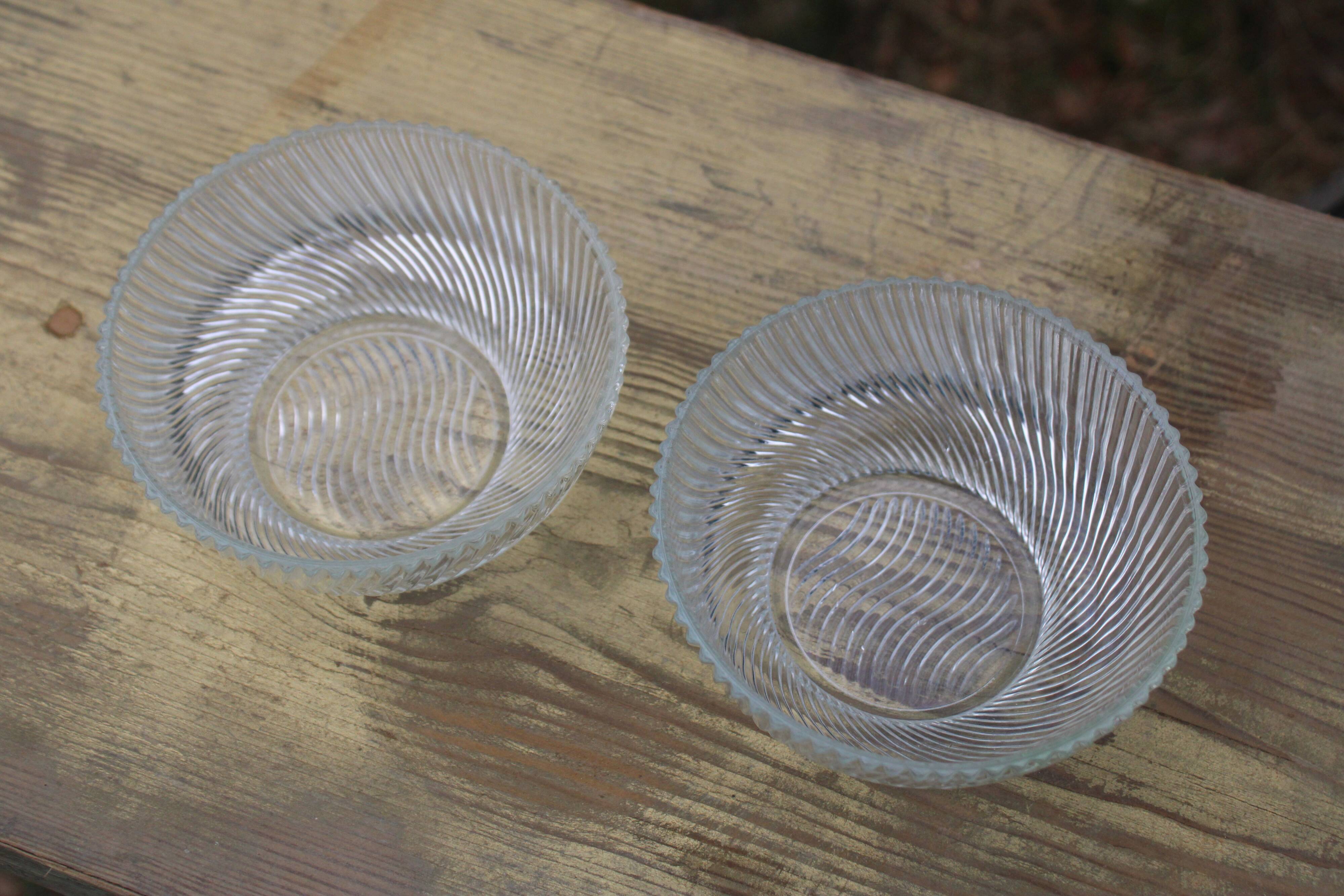 Lot de 2 coupelles en verre vintage