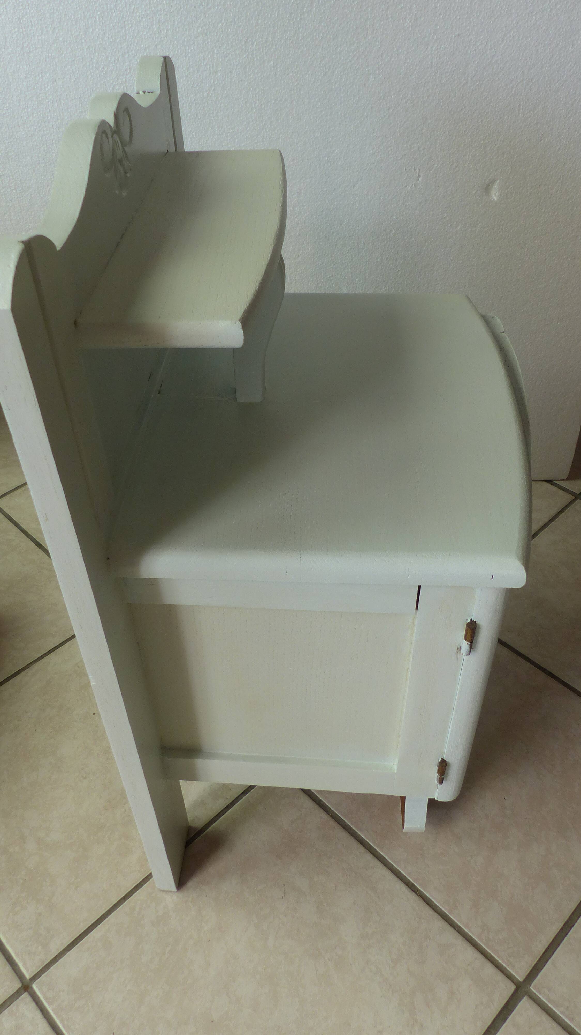 bedside table in a bid