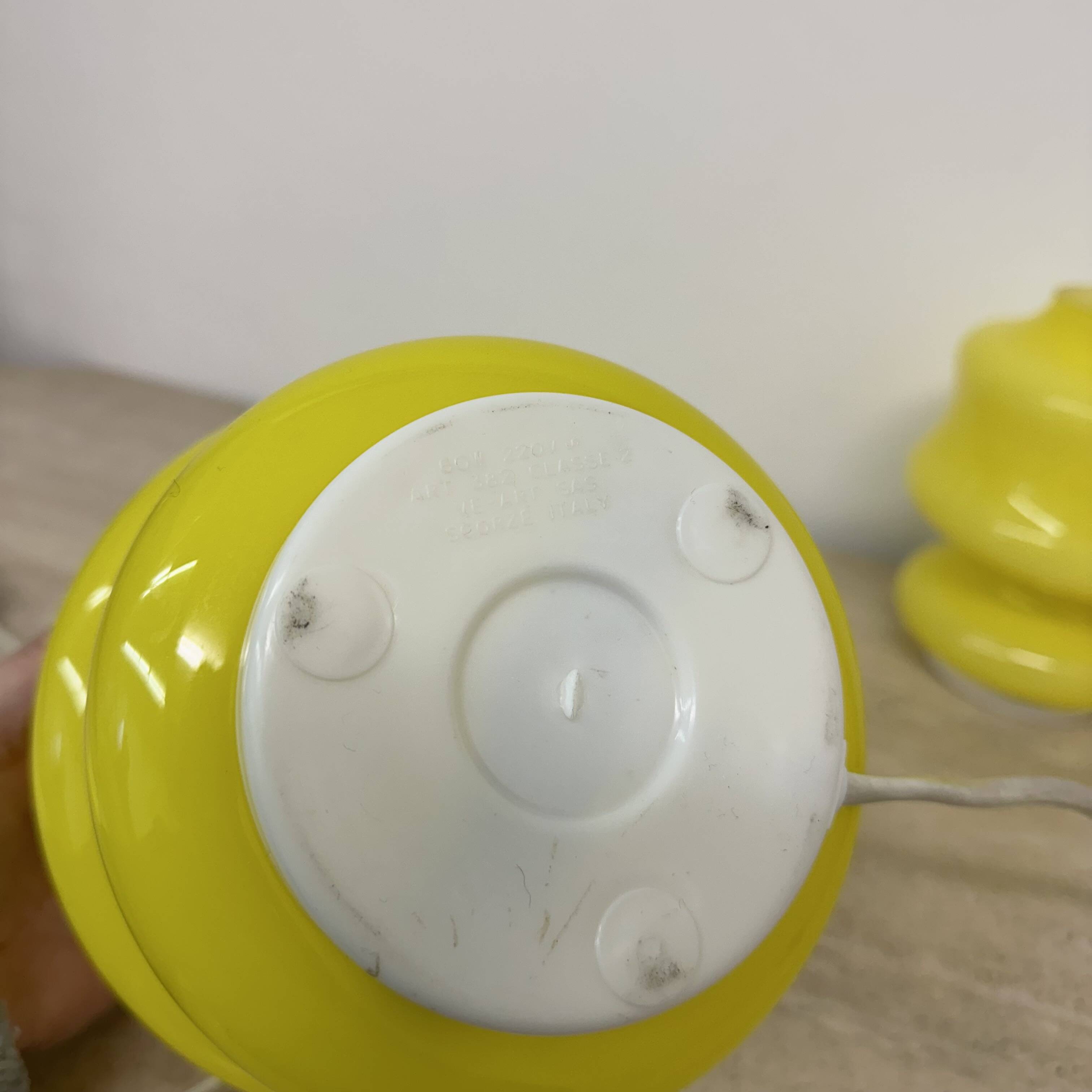 Set of 2 space age yellow glass table lamps ve-art Italy design , 1970s