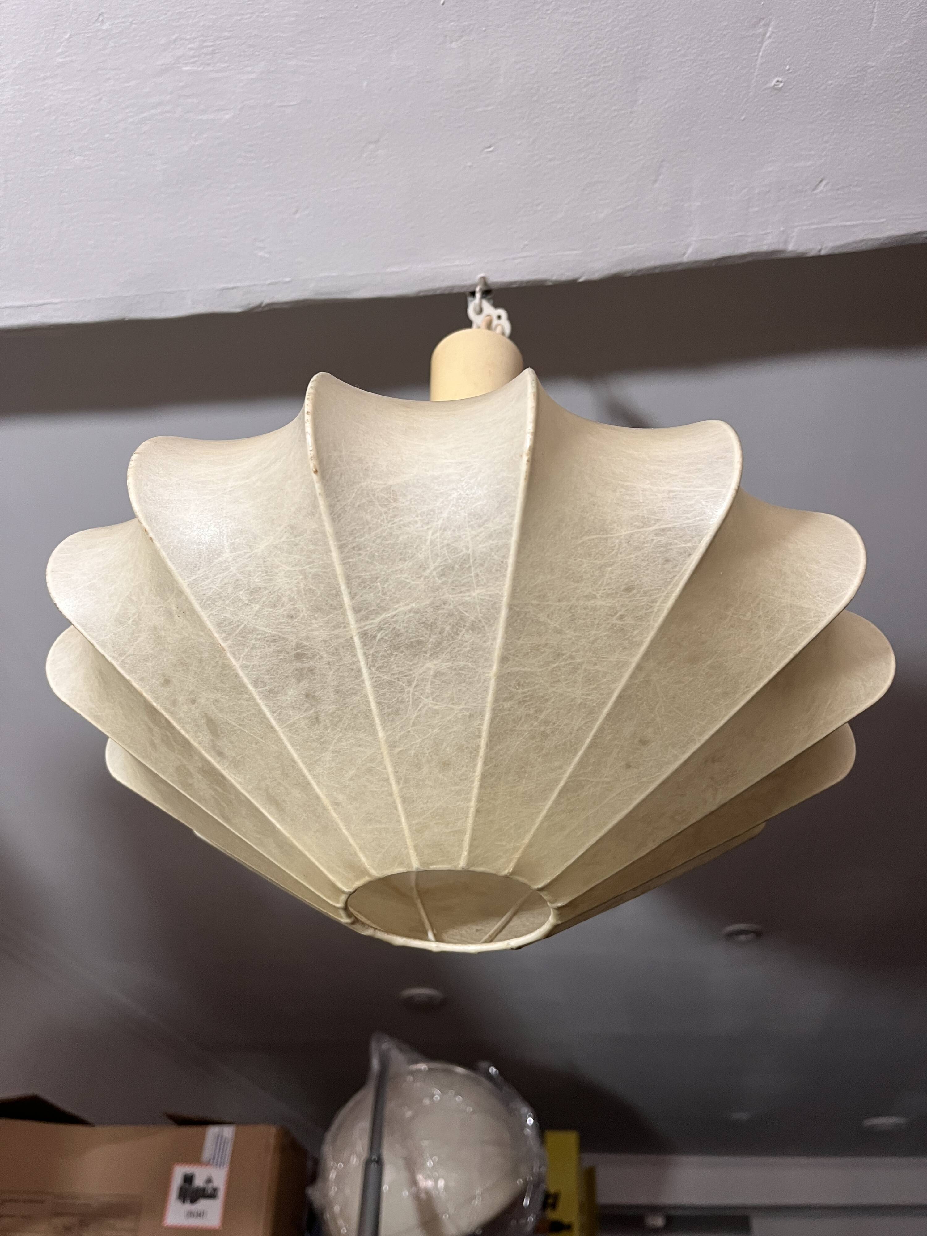 Lustre cocoon design from the 1960s by Friedel Wauer.