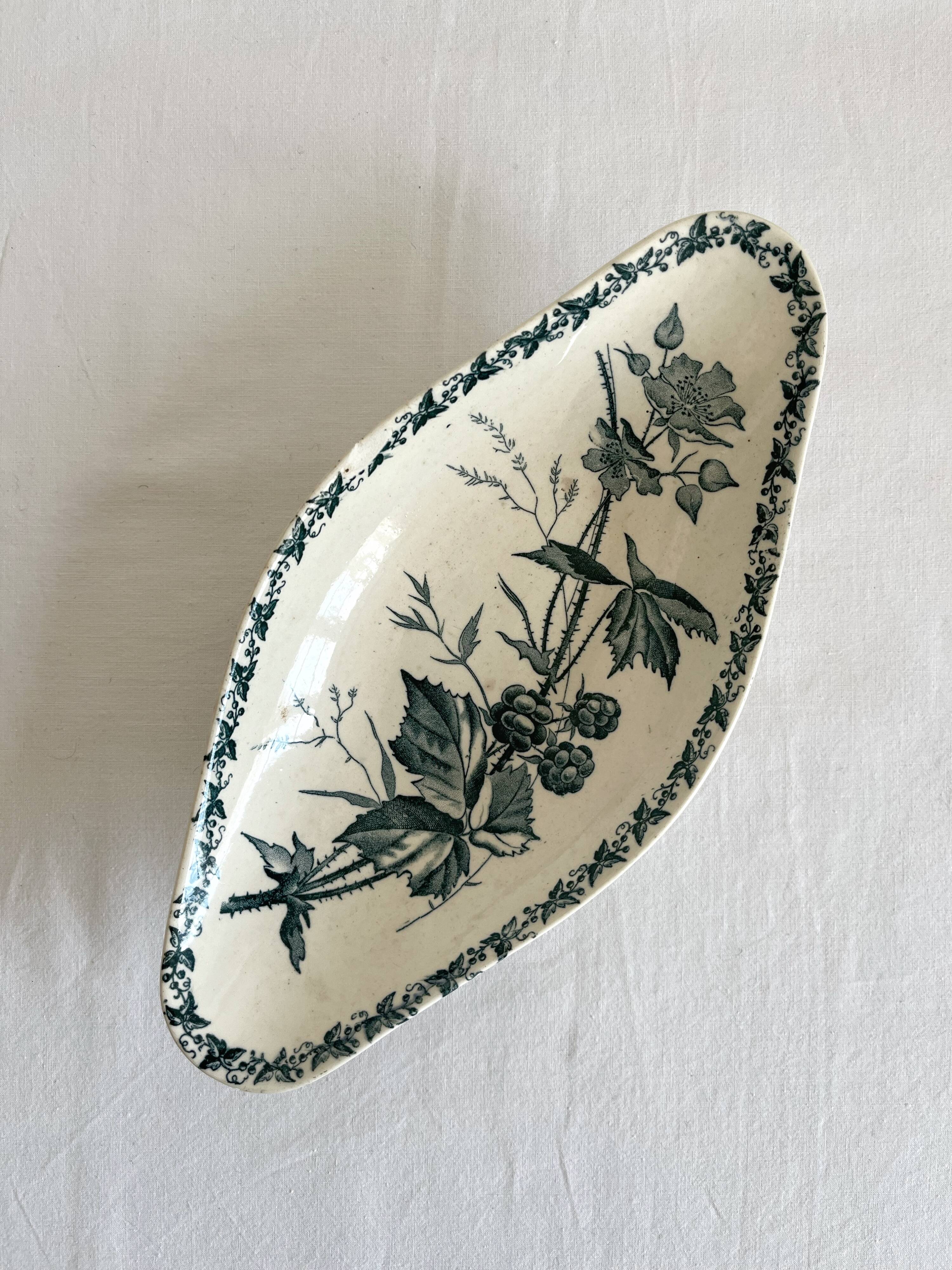 Ironstone bowl, Badonviller circa 1900