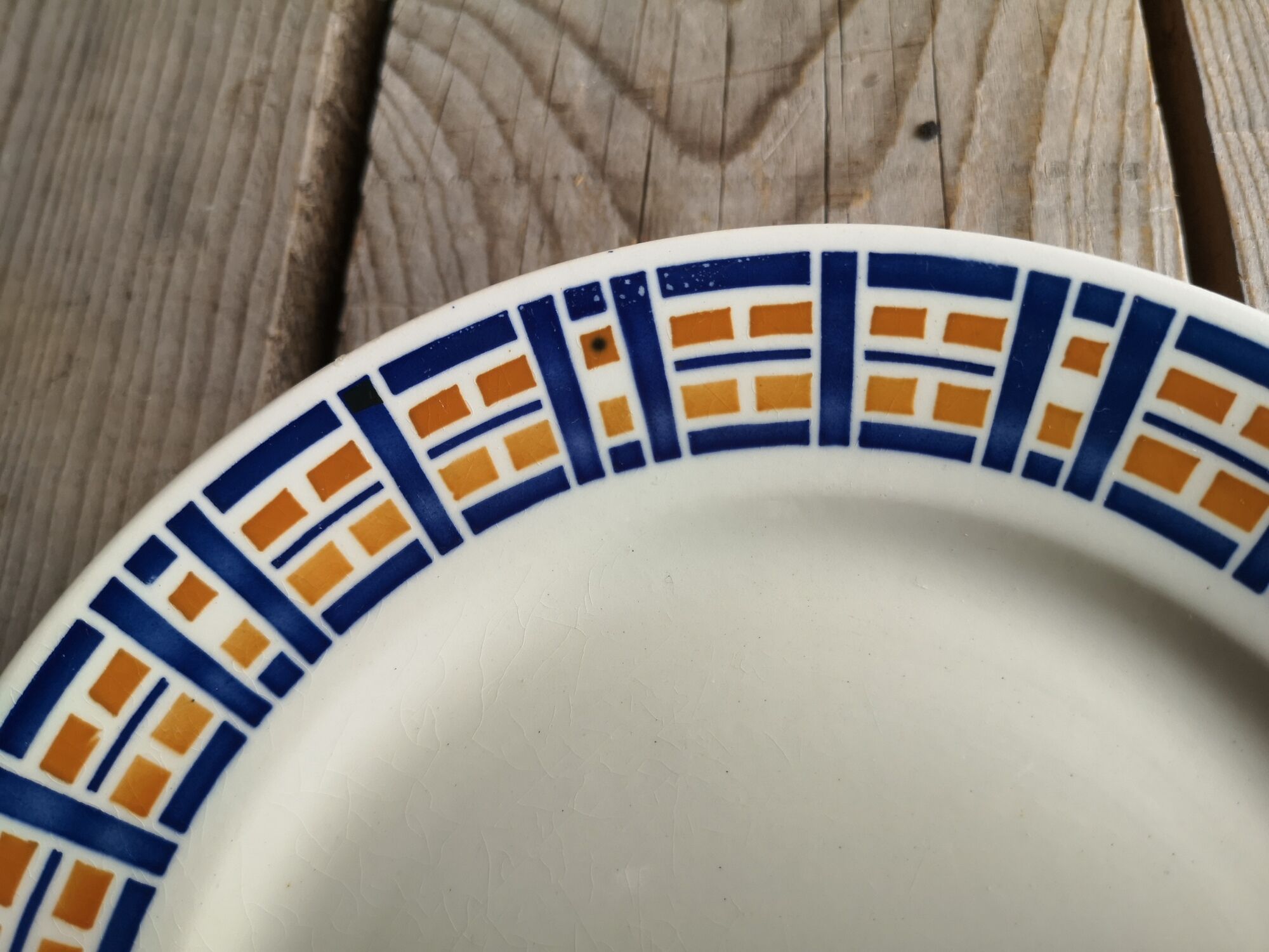 Set of 5 small old plates signed Badonviller