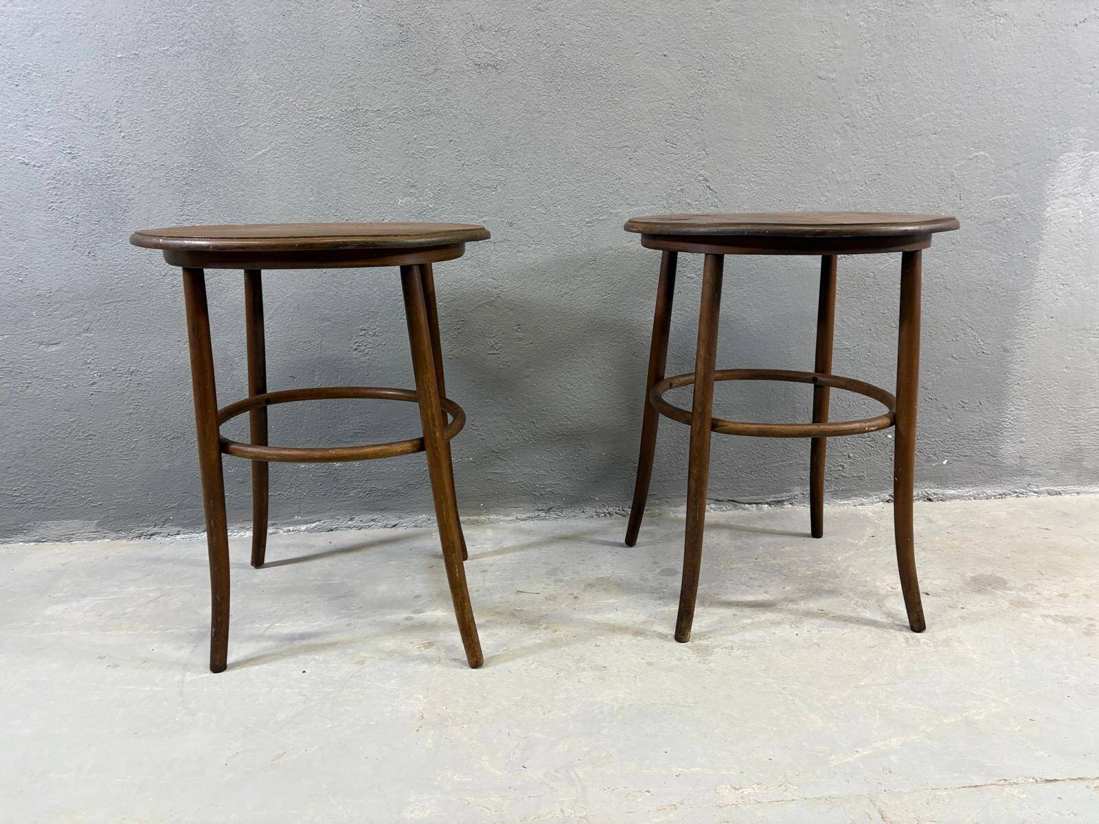 Vintage curved wood side tables in Thonet style, set of 2