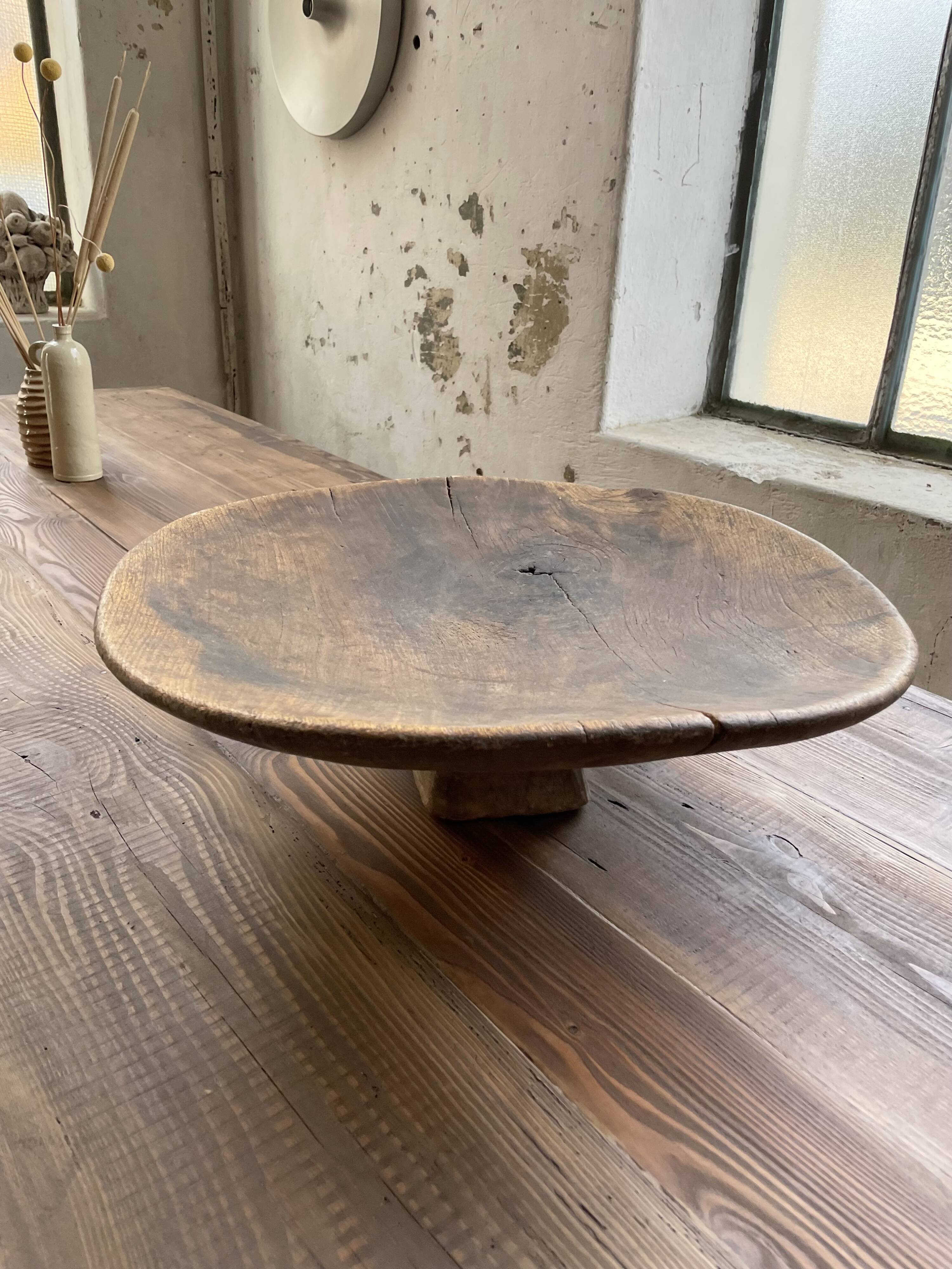 Mid-20th Tuareg wooden dish