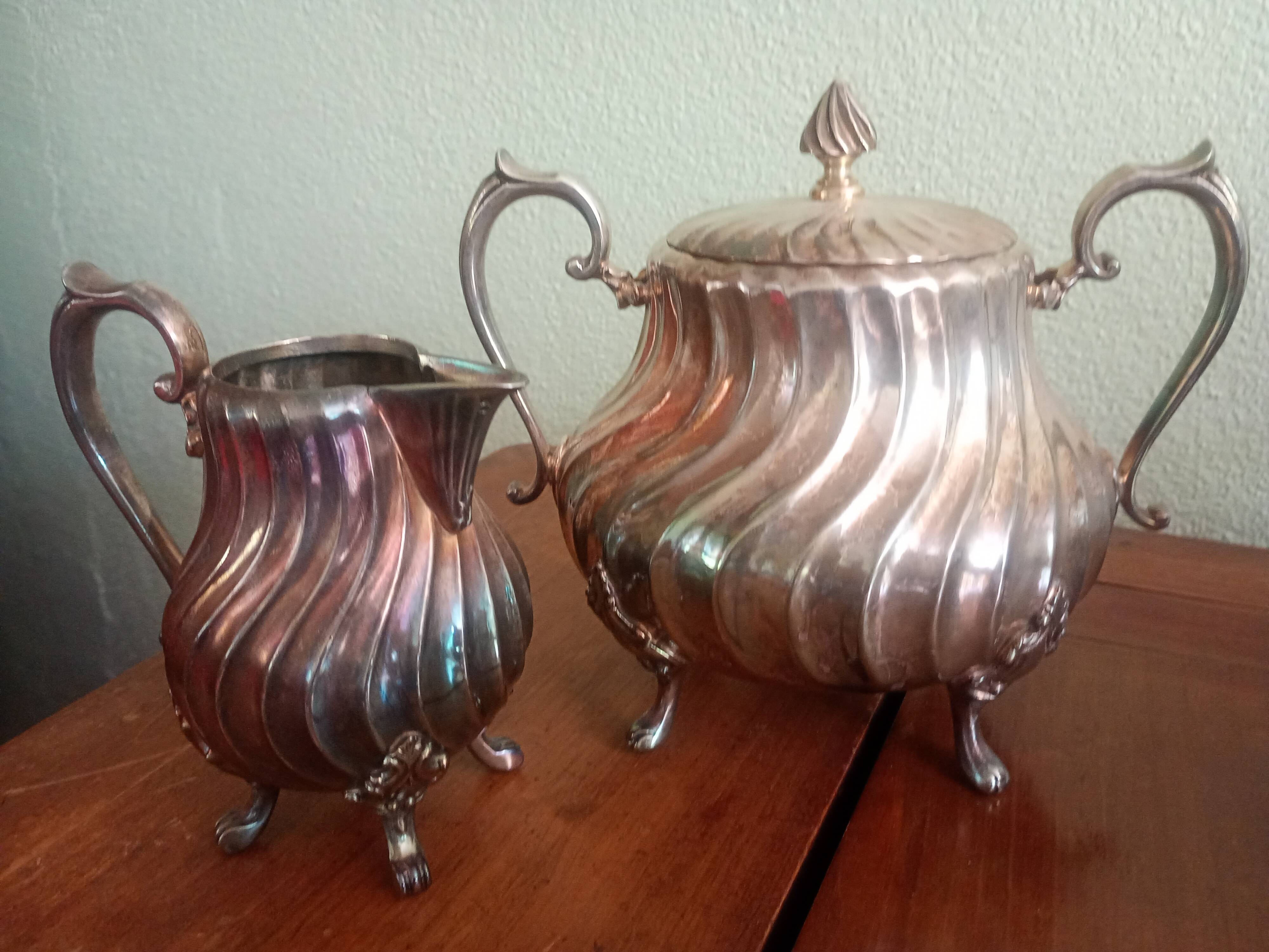 VICTOR SAGLIER - Tea & coffee service - silver-plated wavy Art Nouveau