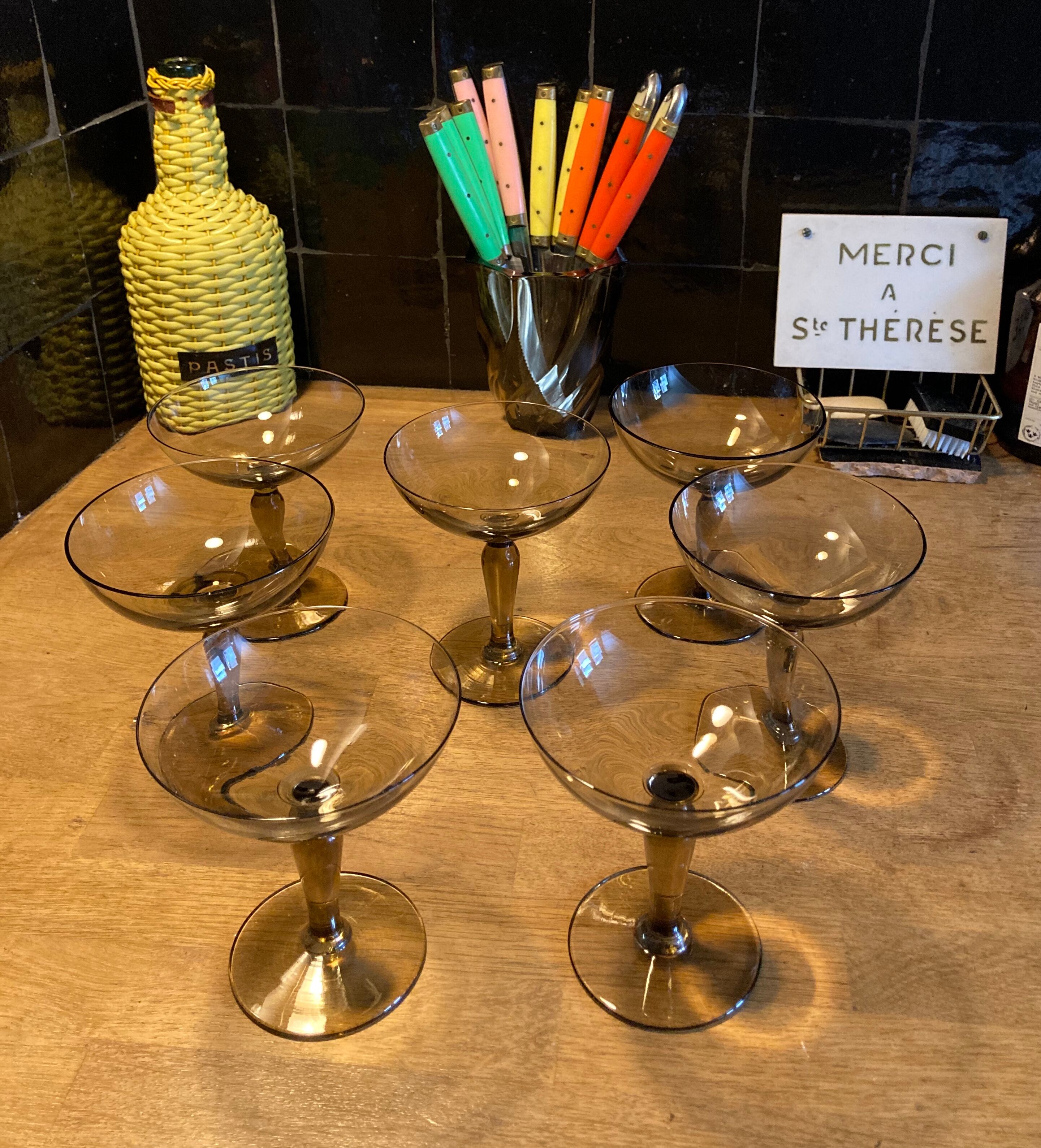 Lot of 7 champagne glasses smoked glass