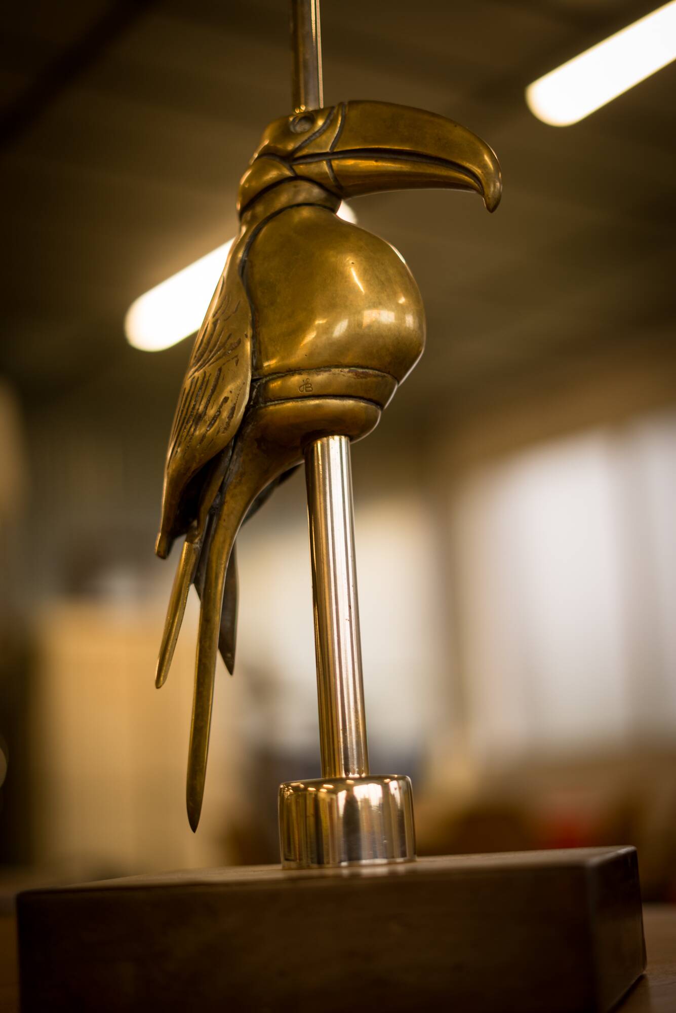 Toucan lamp in bronze 1970 Duval Brasseur