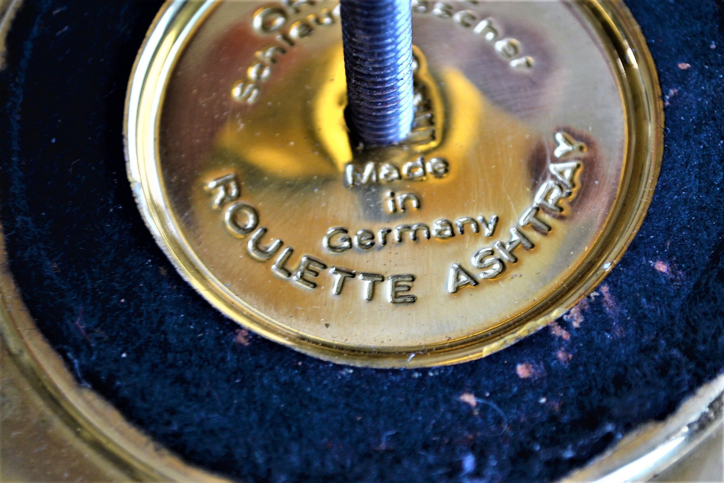 Schleuderascher ashtray in chiseled brass, from Germany in the 50s/60s