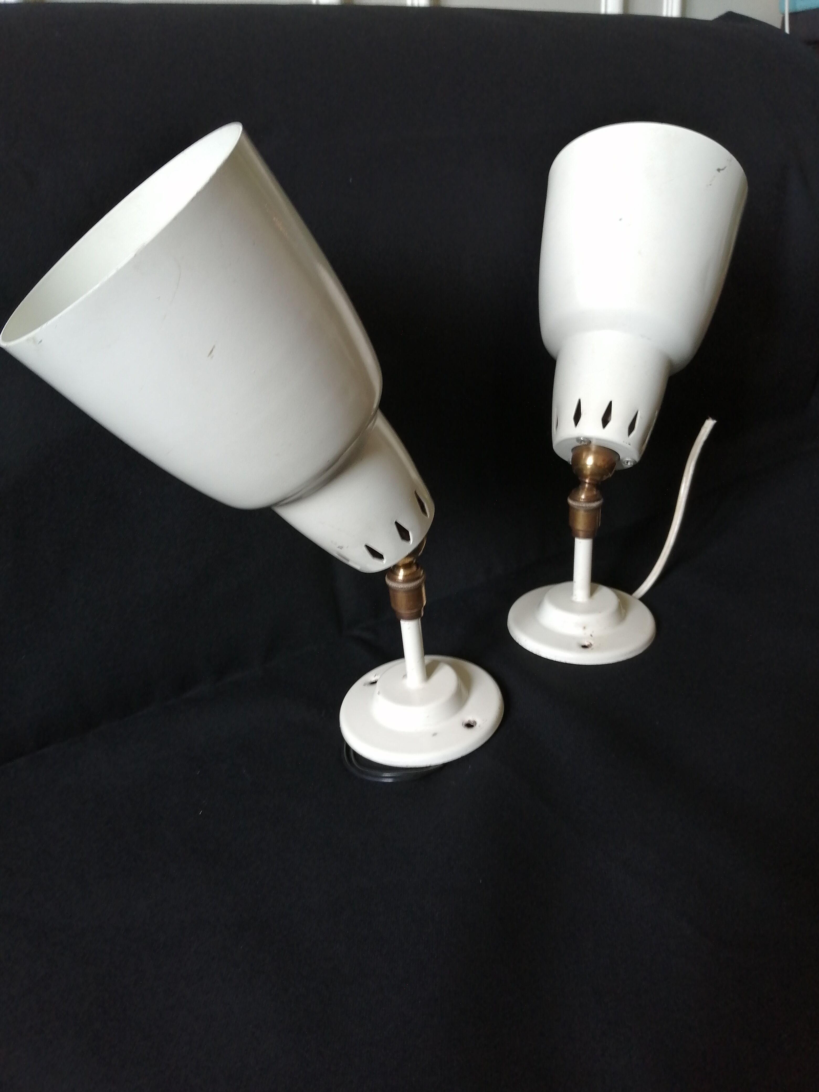 Pair of Stilnovo wall lamps with adjustable brass ball head
