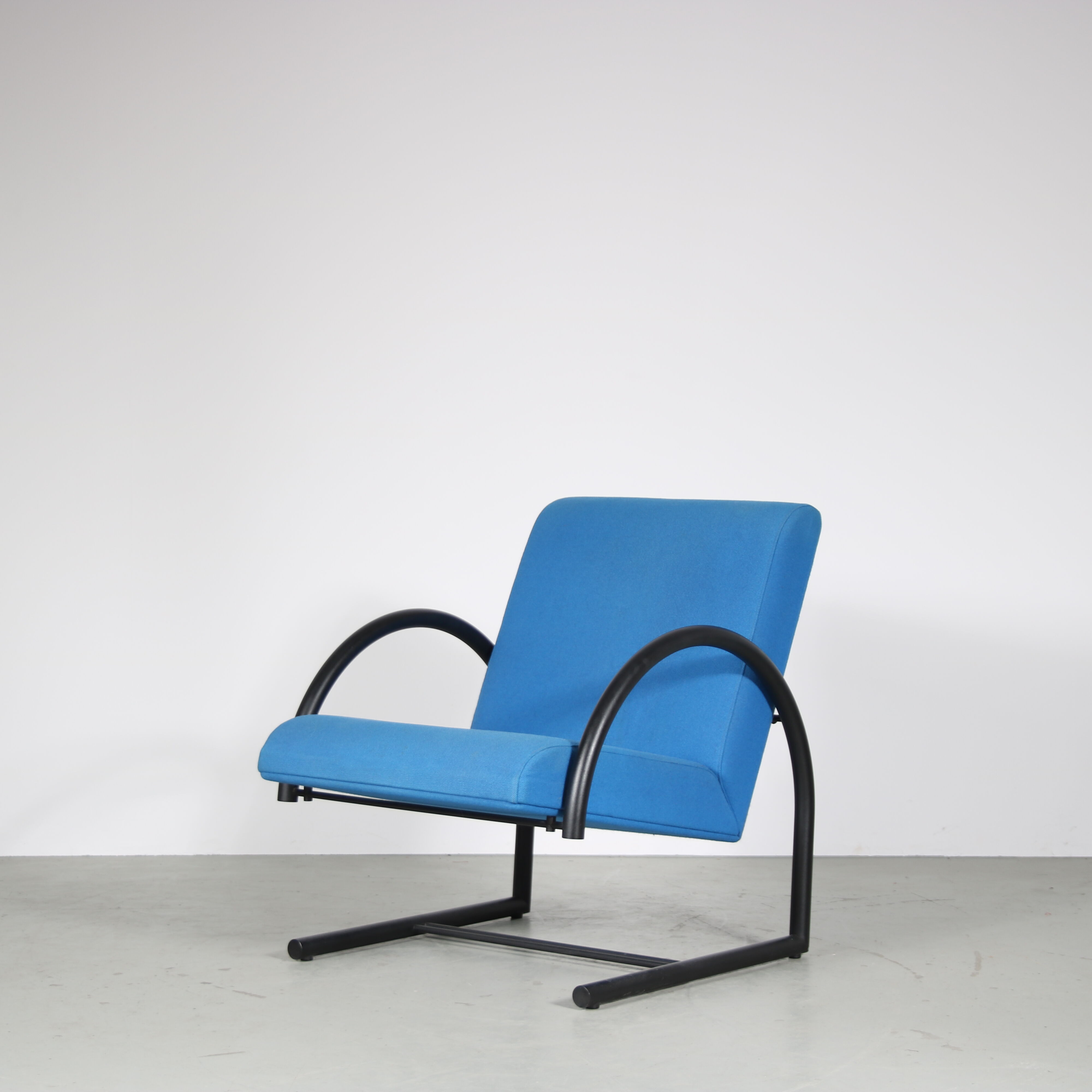 1980s “Cirkel” Lounge chair by Karel Boonzaaijer & Pierre Mazairac for Hennie de Jong International