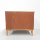 Vintage chest of drawers with 3 drawers