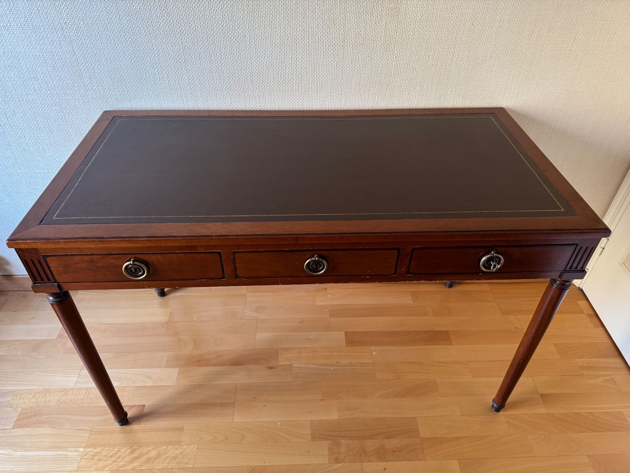 Louis XVI style flat desk "Coubertin" in mahogany reissue by Grange