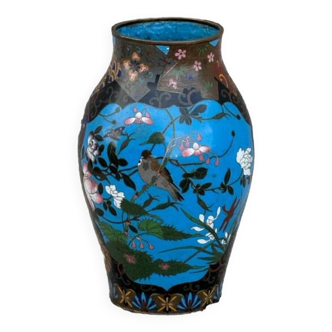 Vase cloisonné