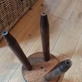 Tripod stool in solid wood