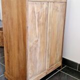 Oak display case from the early 20th century