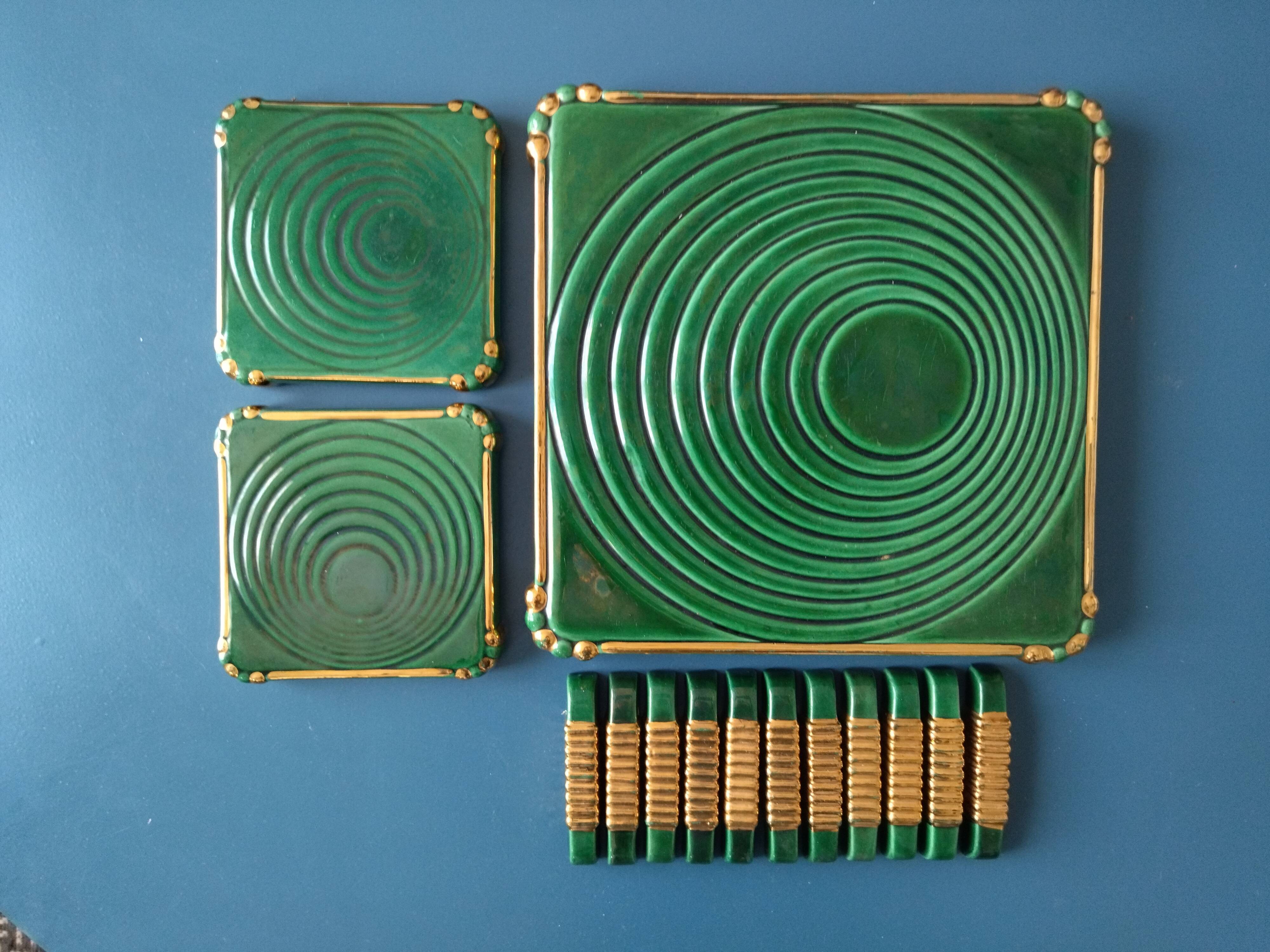 Old art deco table set in earthenware