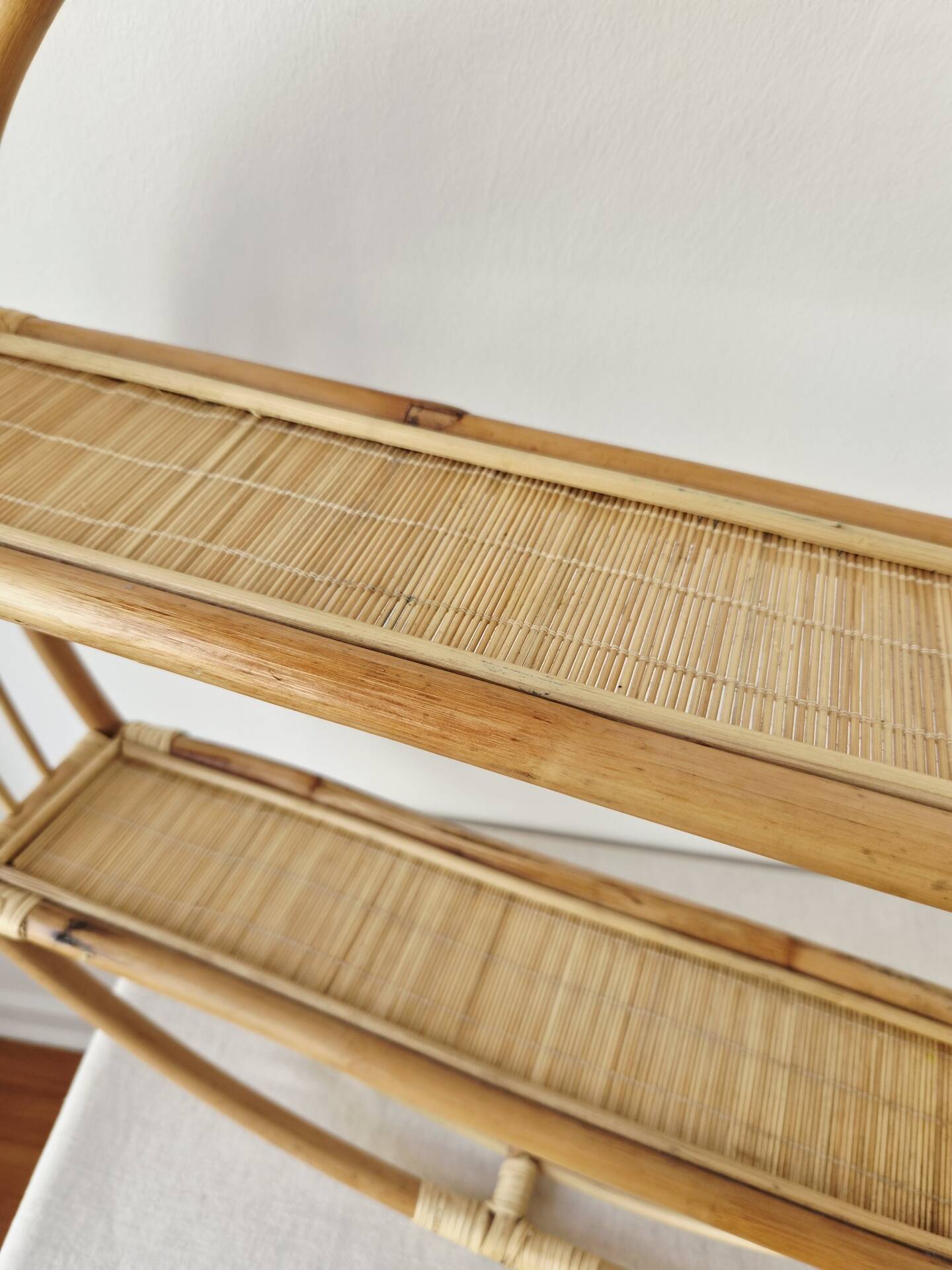Étagère murale circulaire vintage en Rotin/Bambou bohème '70s/'80s -