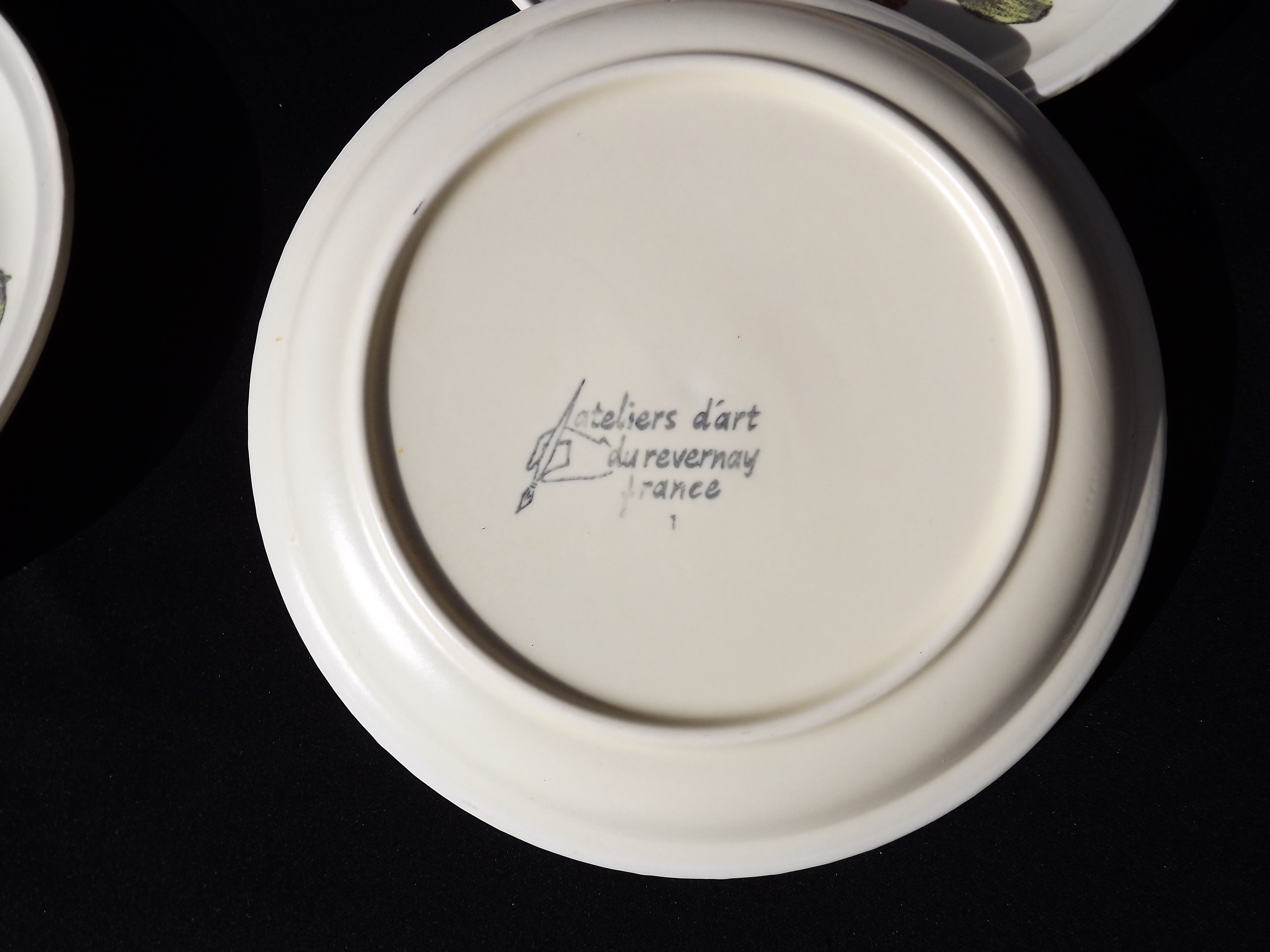 6 dessert plates