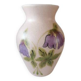 Old vase