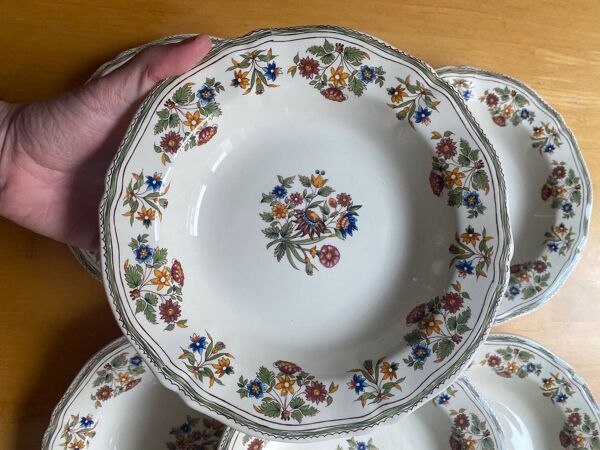 Gien - suite de 6 disettes creuses