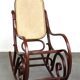 Superbe fauteuil à bascule vintage en bois courbé