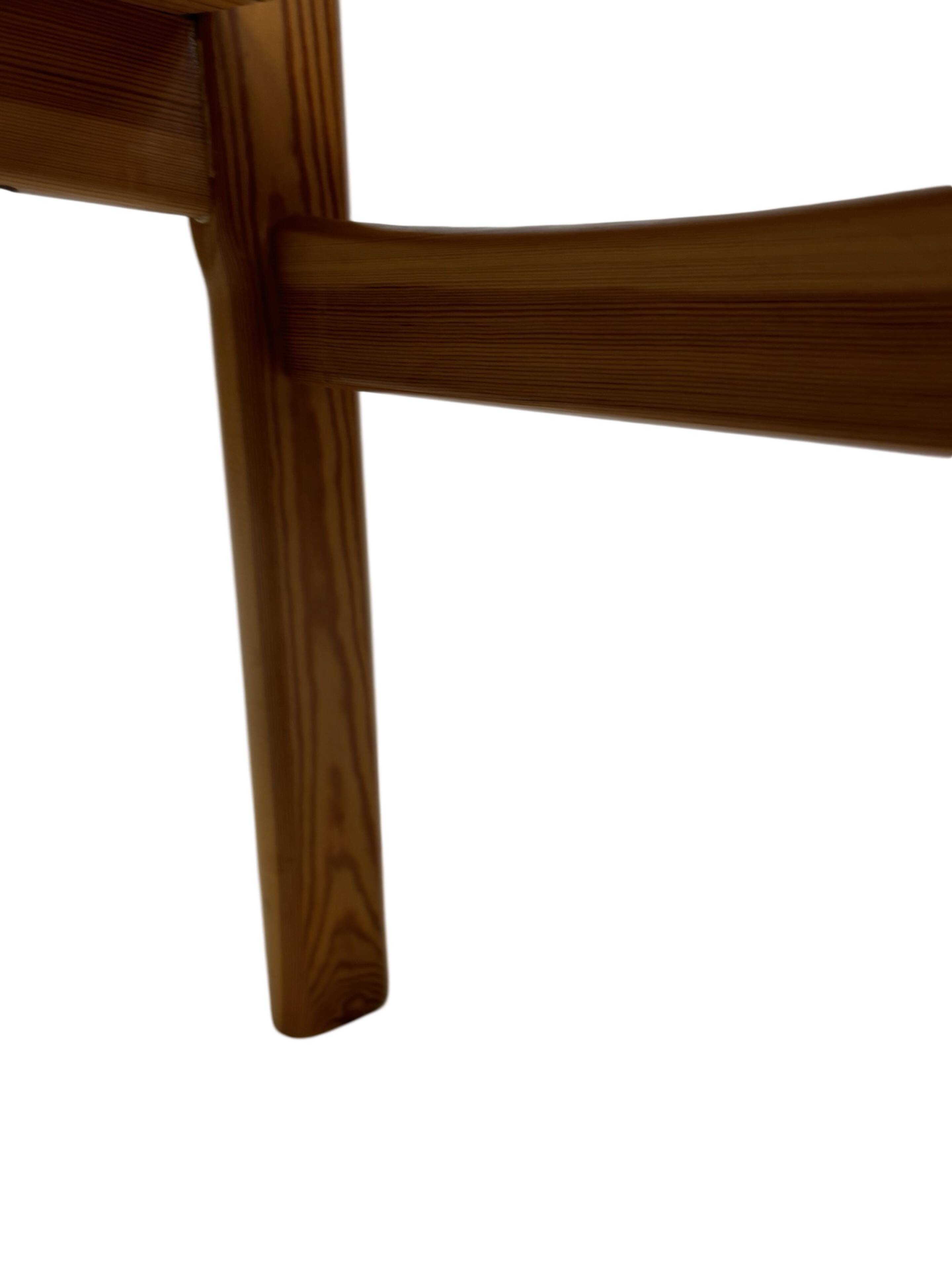 Vintage set of four pinewood chairs Rainer Daumiller minimalist design