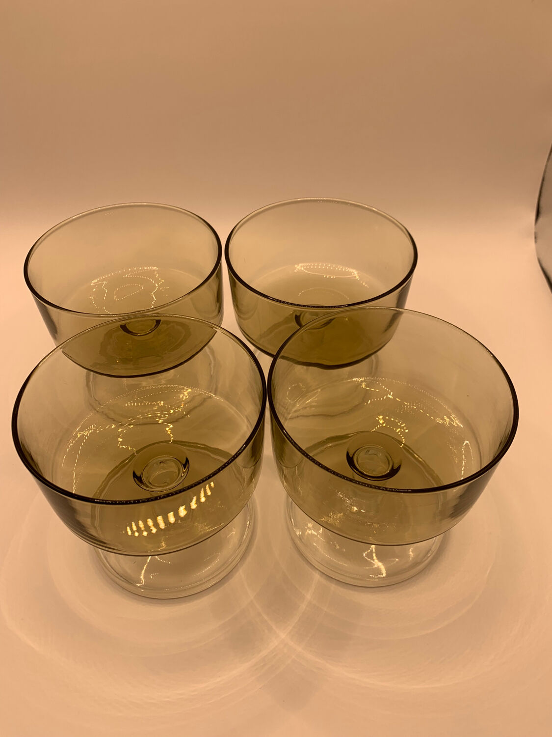 Ice cream or fruit sundaes