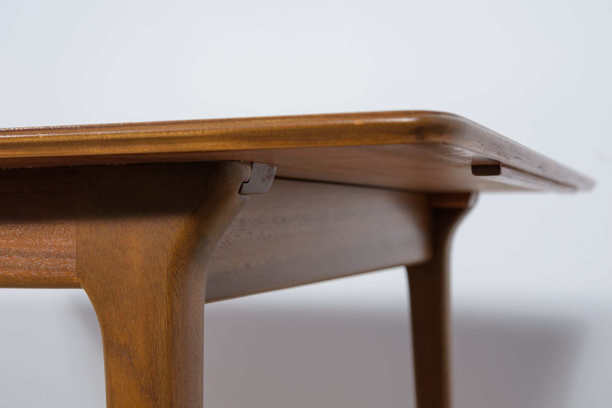 Mid-century teak extendable dining table from Mcintosh, 1960s