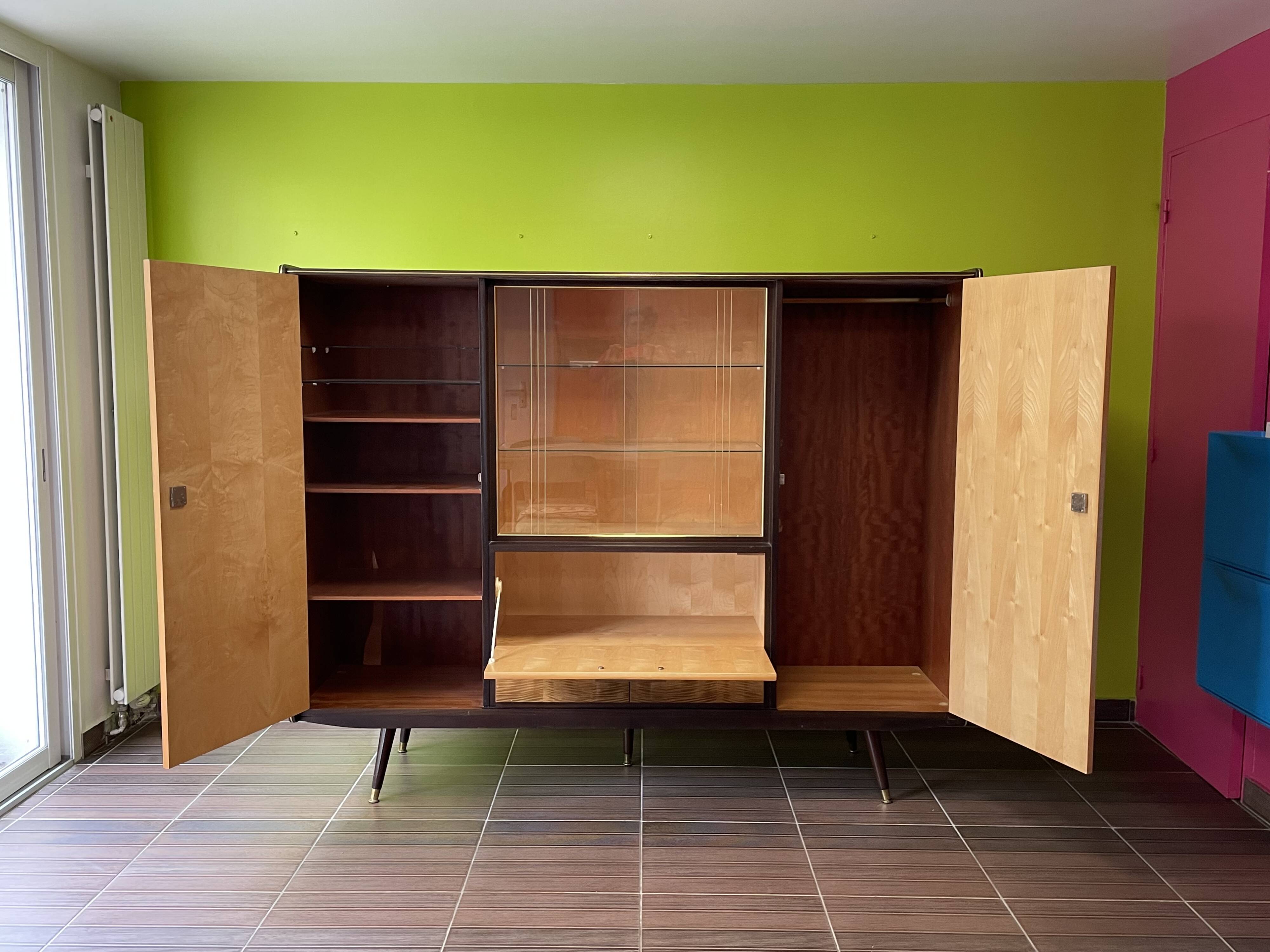 Vintage secretary cabinet from the 50s/60s in walnut and birch with compass feet