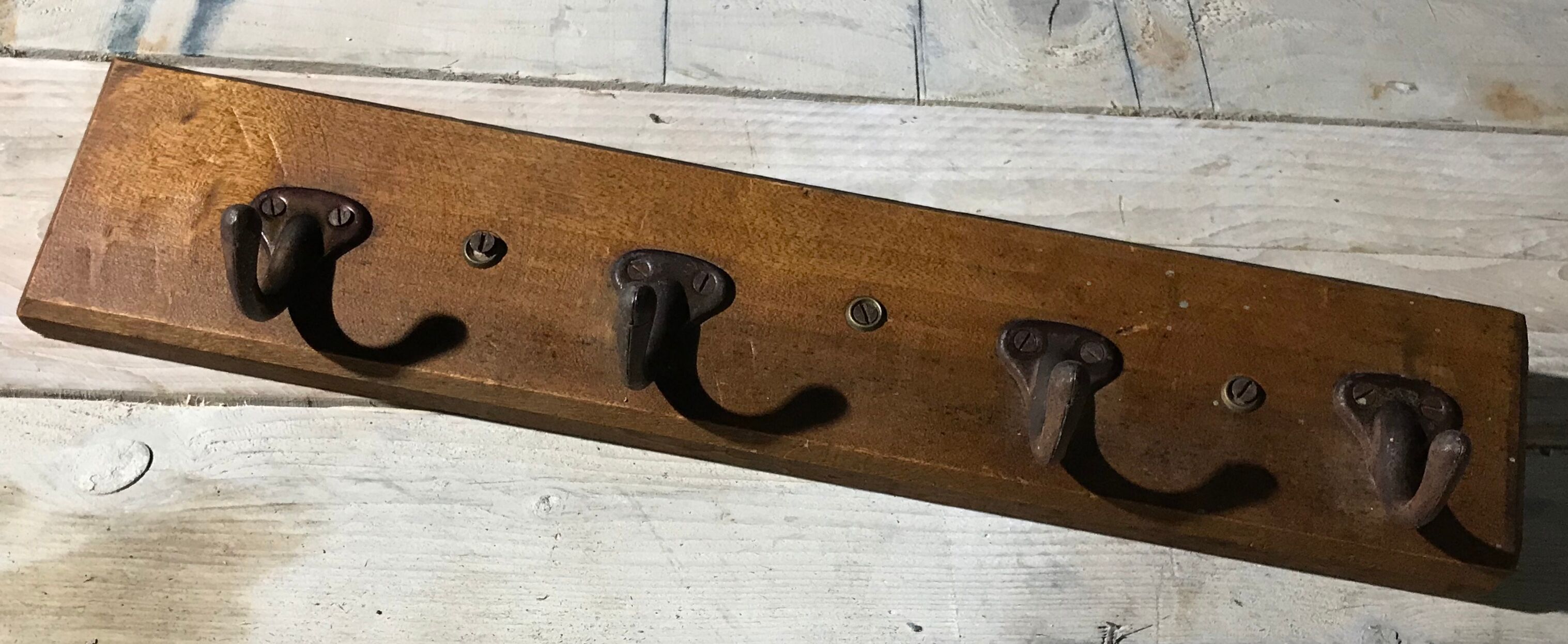 Wall coat rack