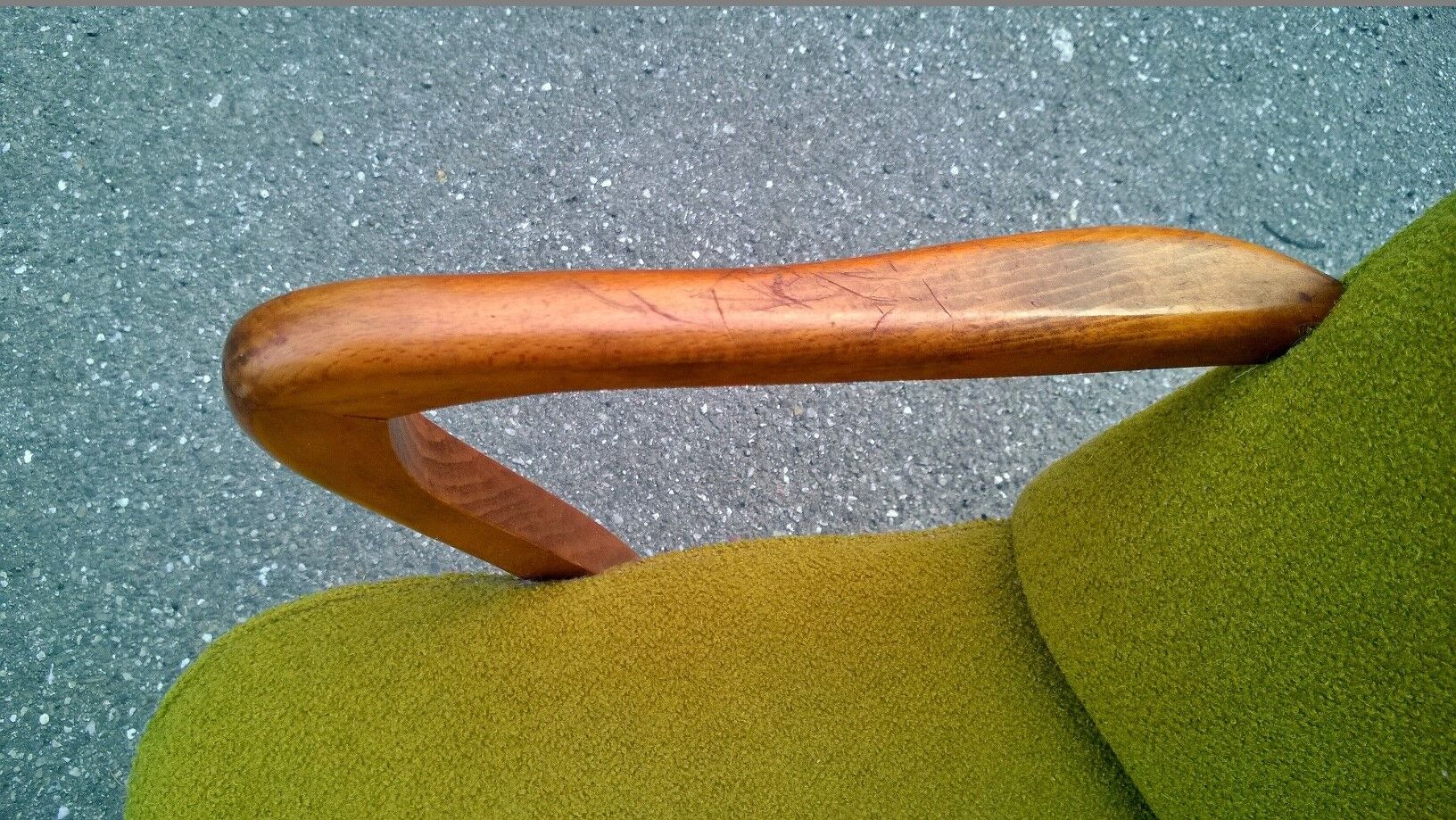 fauteuil cocktail à accoudoirs