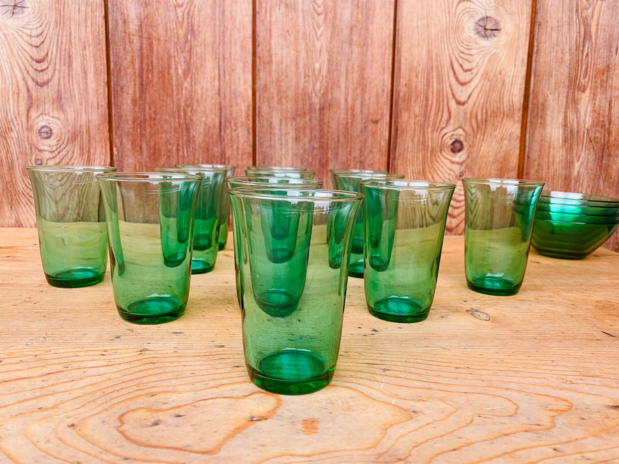 Set of 12 glasses green 'mint' vintage Lesieur 70s.