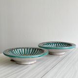 2 plats anciens artisanaux en céramique, assiettes colorées