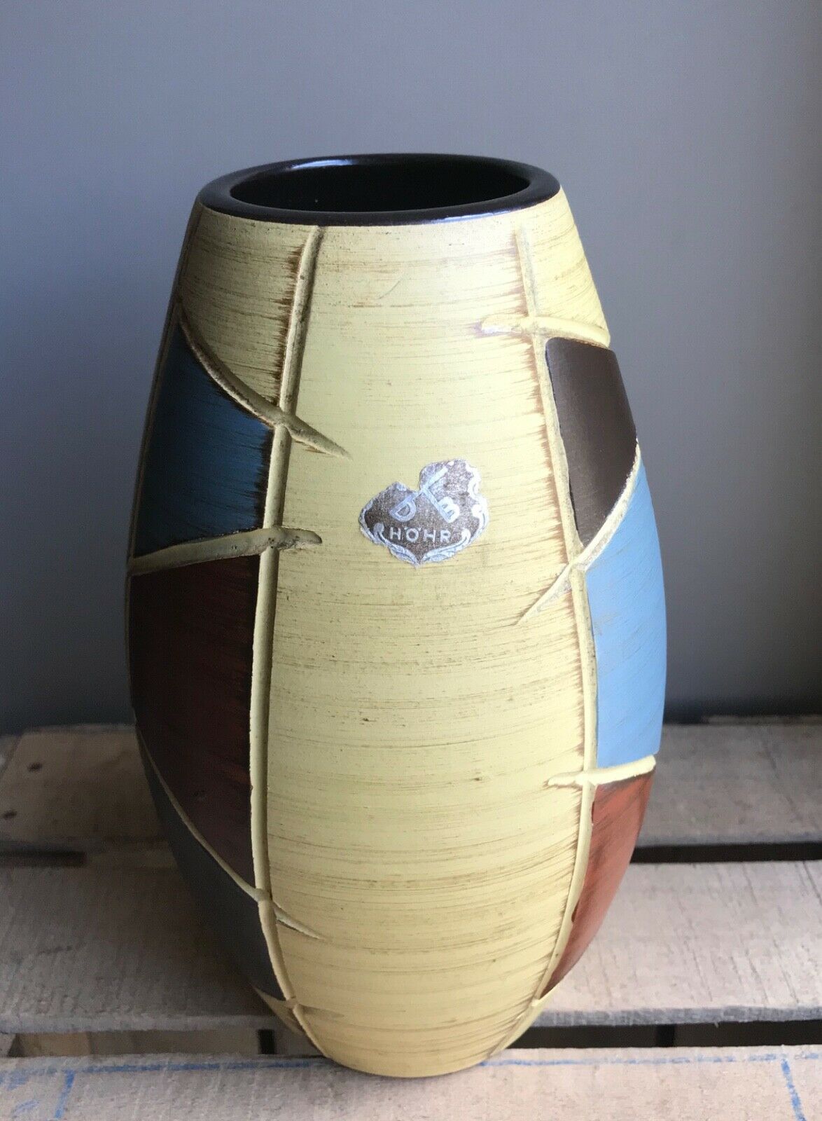 Vase Hhr West Germany. scrafito style No. 110t20 germany