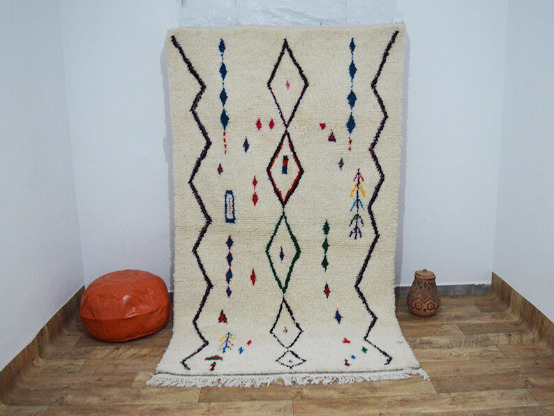 Handmade moroccan berber carpet 251 x 145 cm